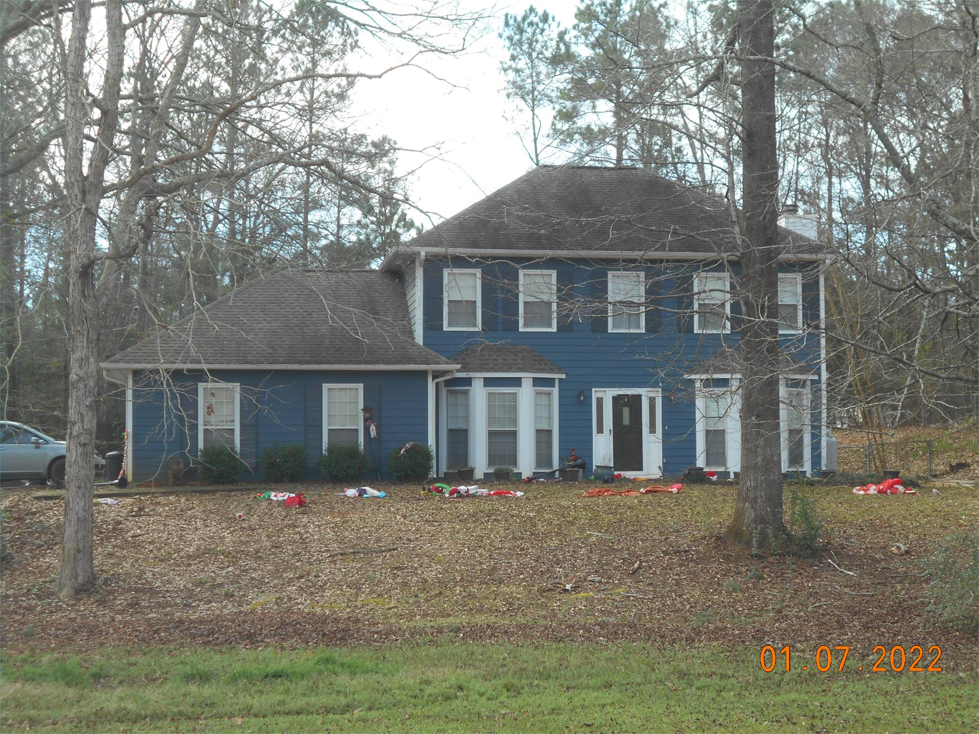 101 Hawthorne Cir, Lagrange, GA 30240-9712