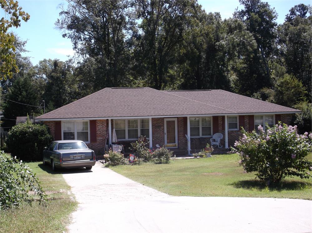 605 W 4th St, Waynesboro, GA 30830-1526