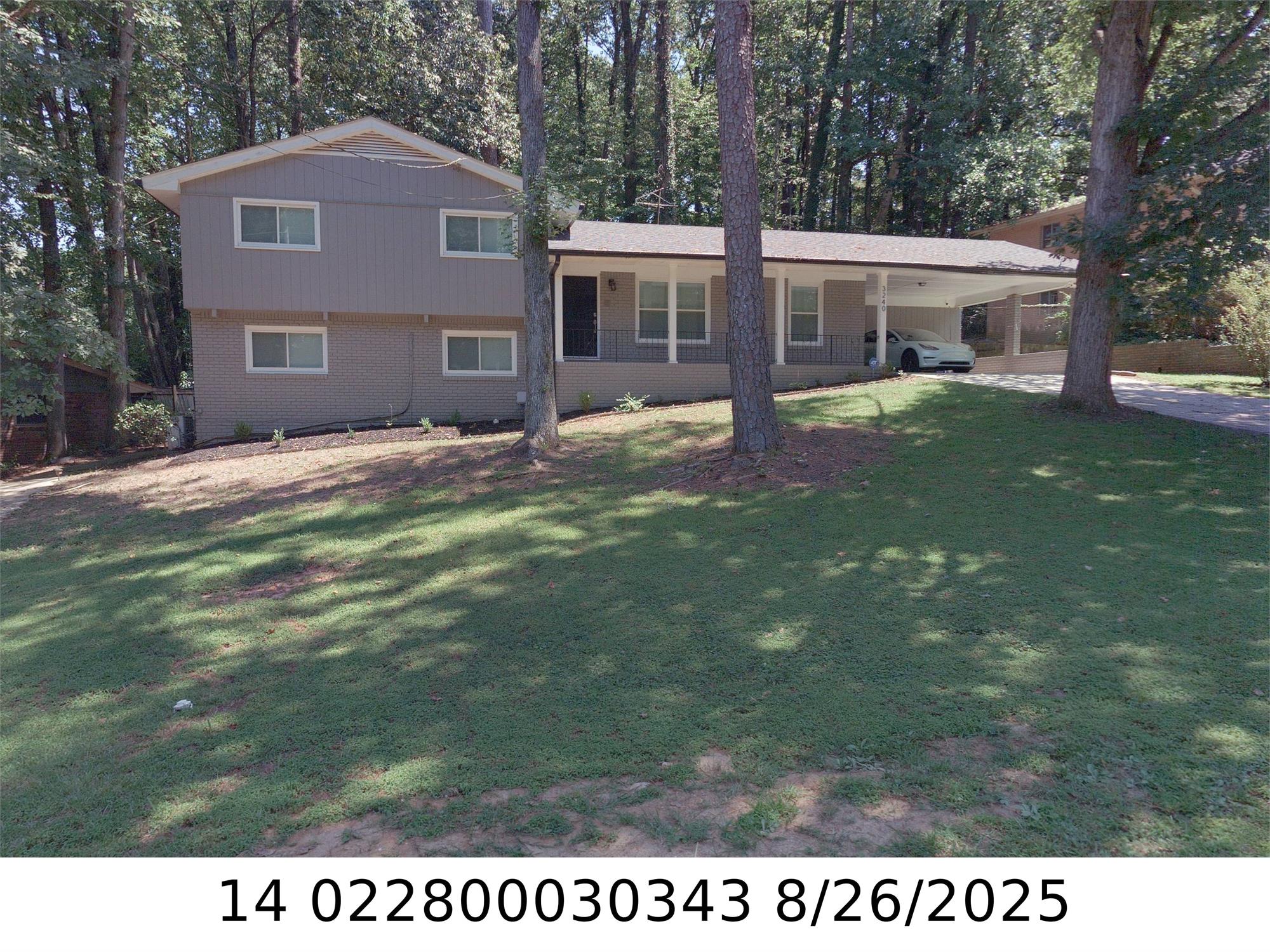 3240 Pyrite Cir Sw, Atlanta, GA 30331-2810