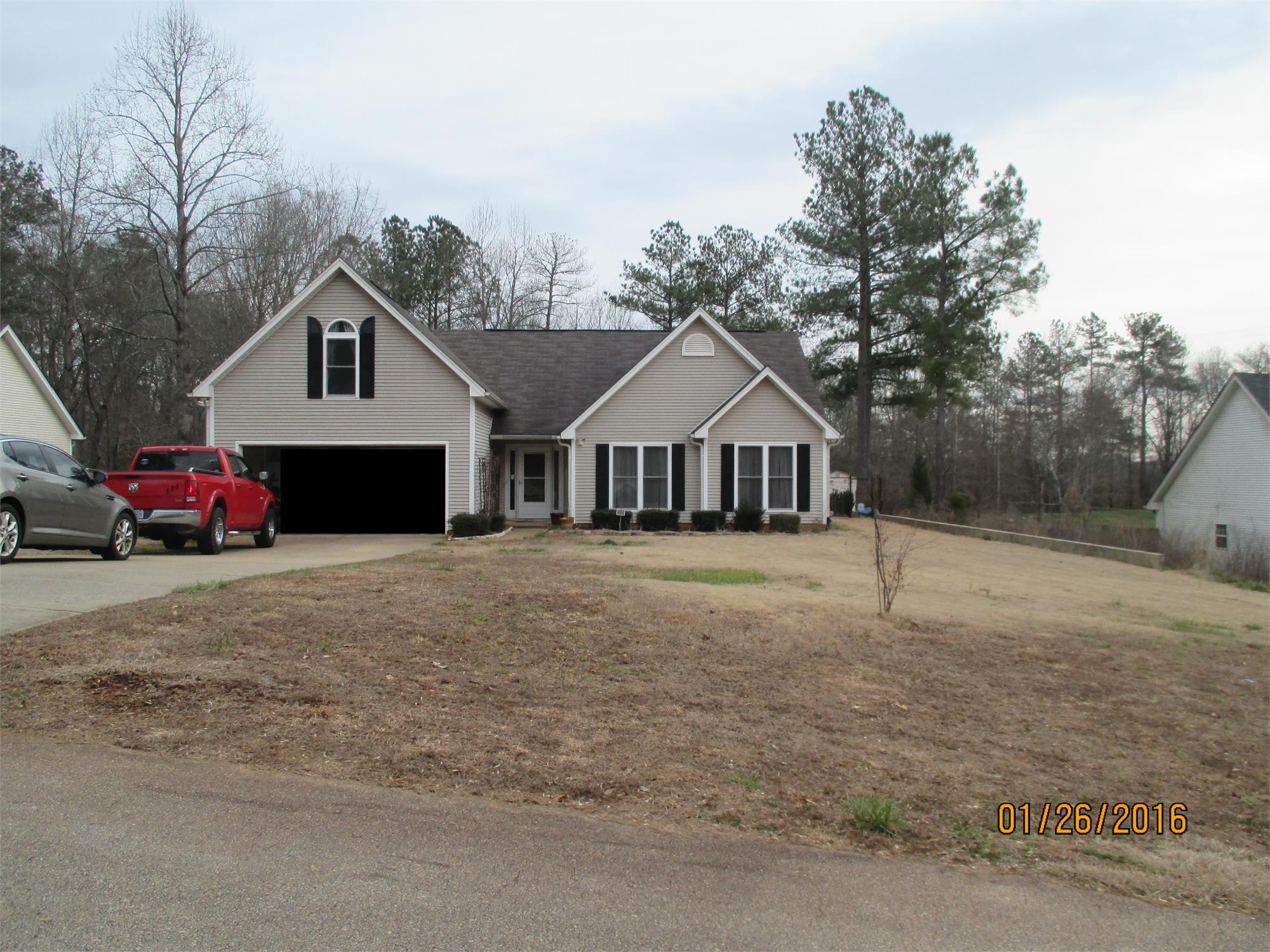4091 River Elan Dr, Gainesville, GA 30507-8124