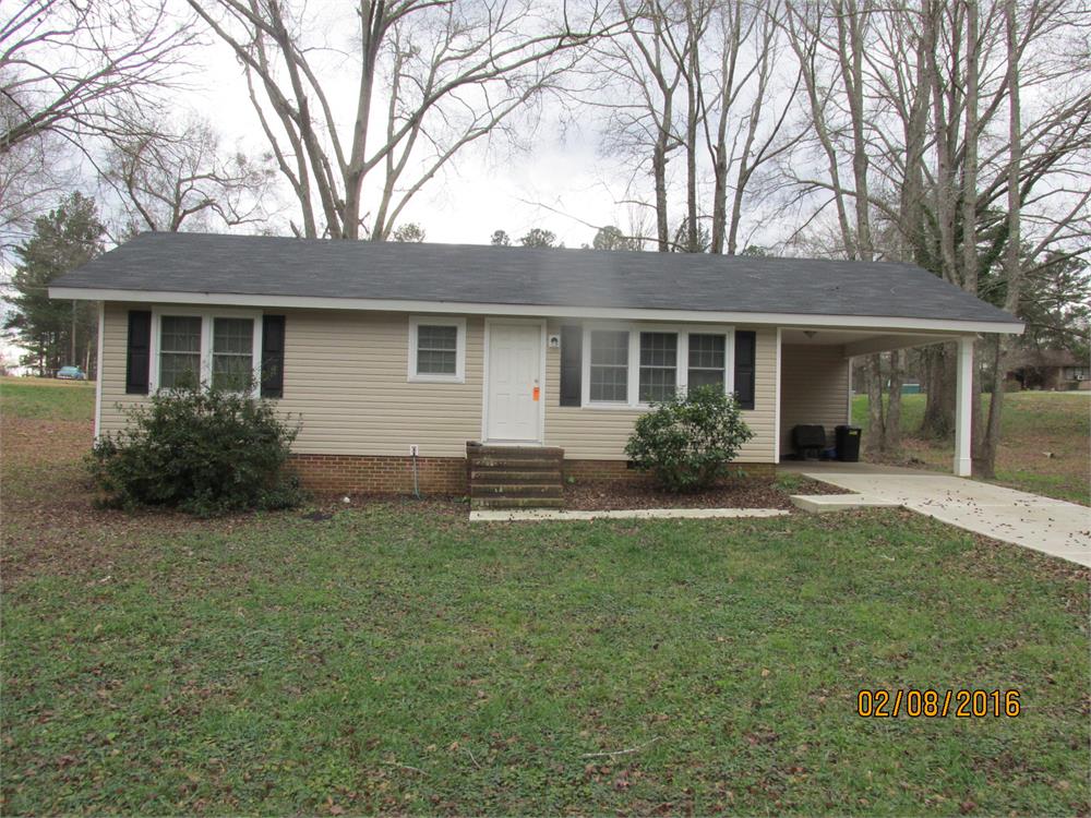1084 Futral Rd, Griffin, GA 30224-7519
