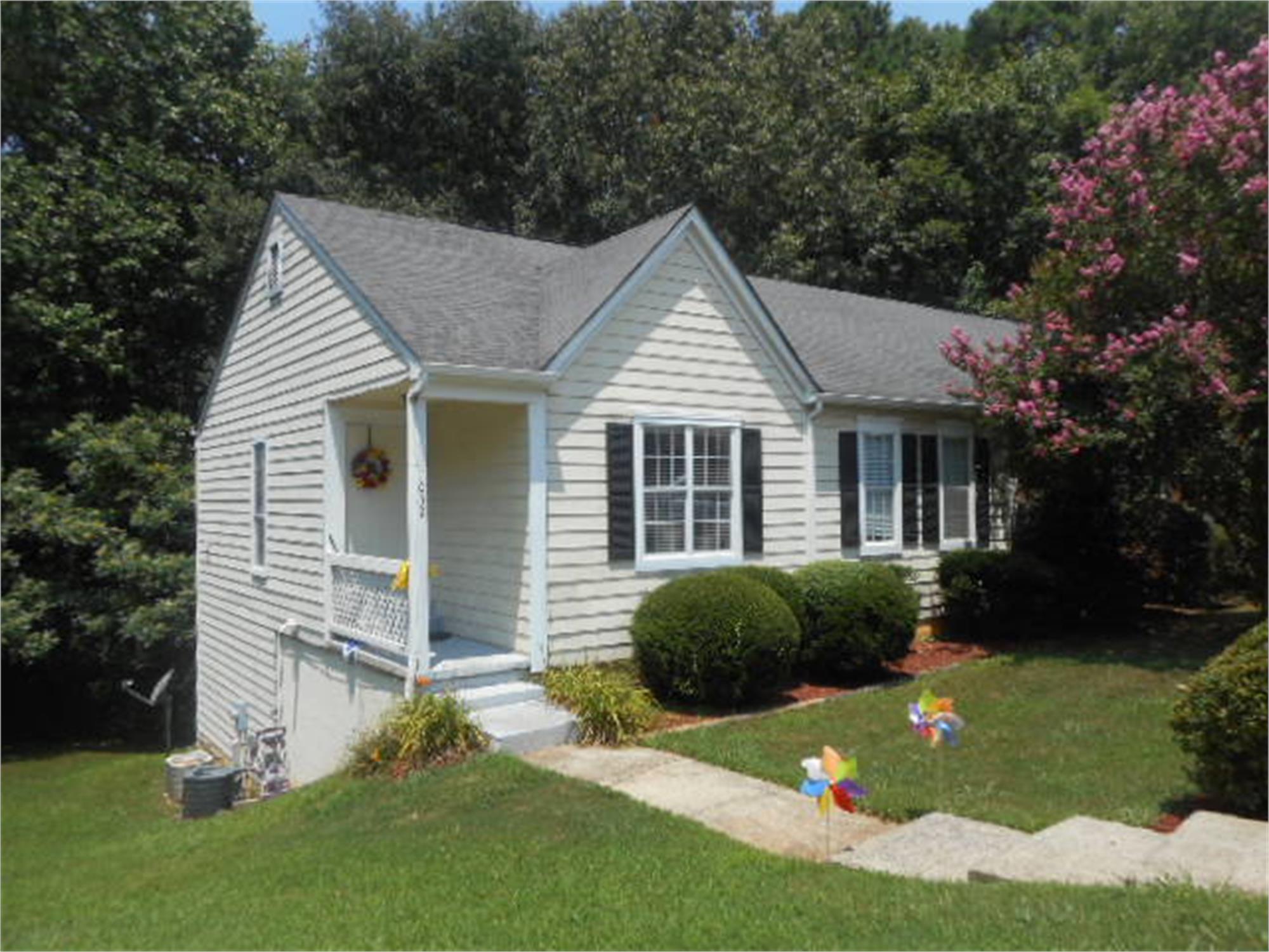1052 Plantation Way Nw, Kennesaw, GA 30144-5235