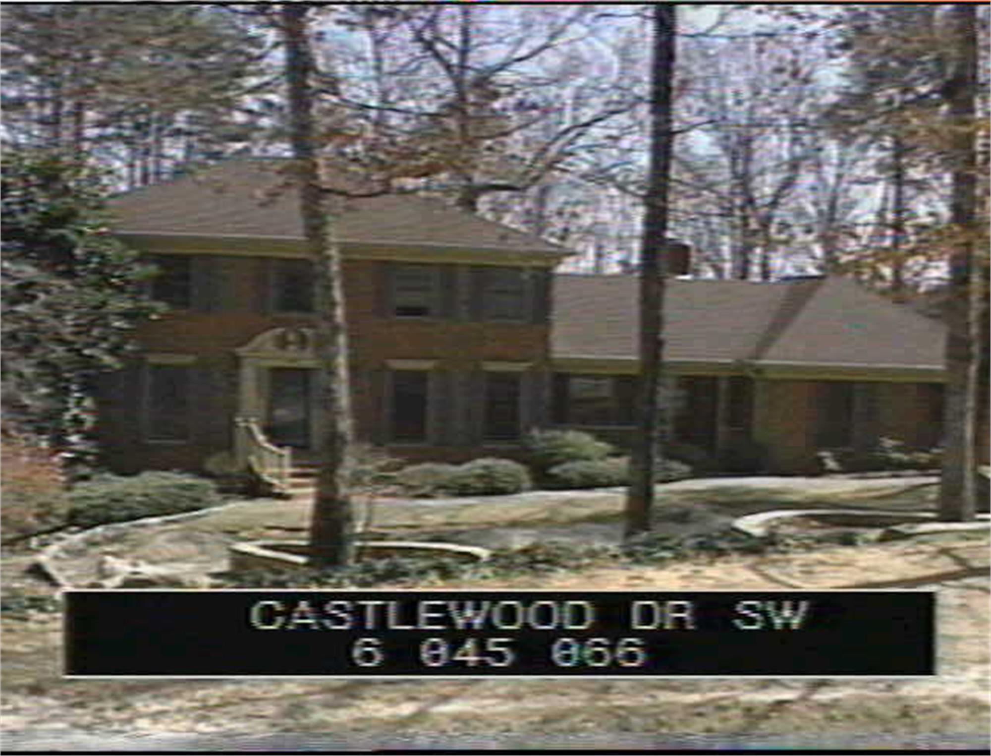5027 Castlewood Dr Sw, Lilburn, GA 30047-4718