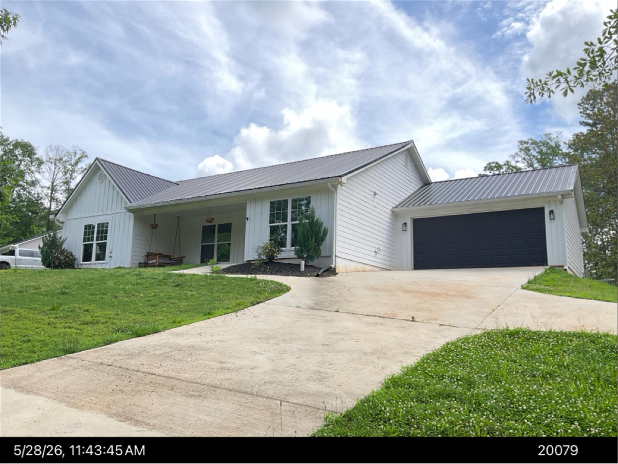215 Almon Ave, Tallapoosa, GA 30176-1606