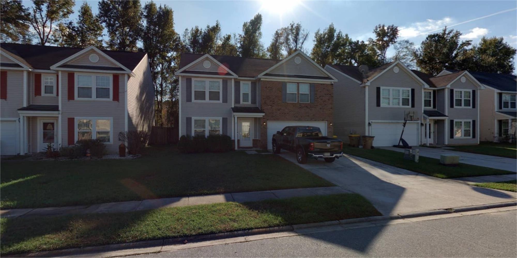 17 Holly Springs Cir, Port Wentworth, GA 31407-3608