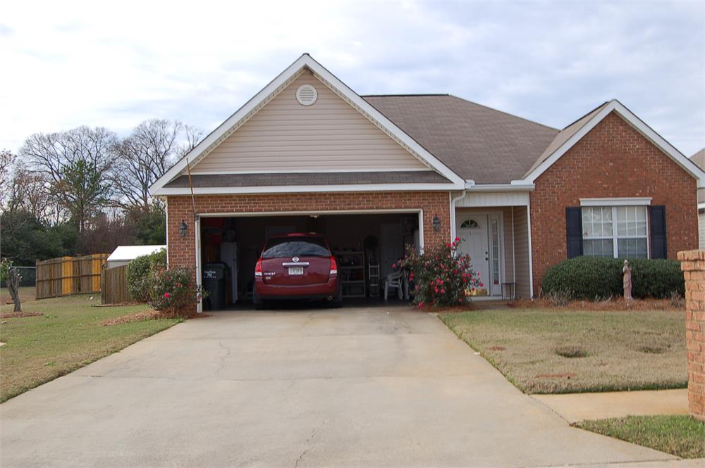 122 Hatchbend Ct, Warner Robins, GA 31088-6479