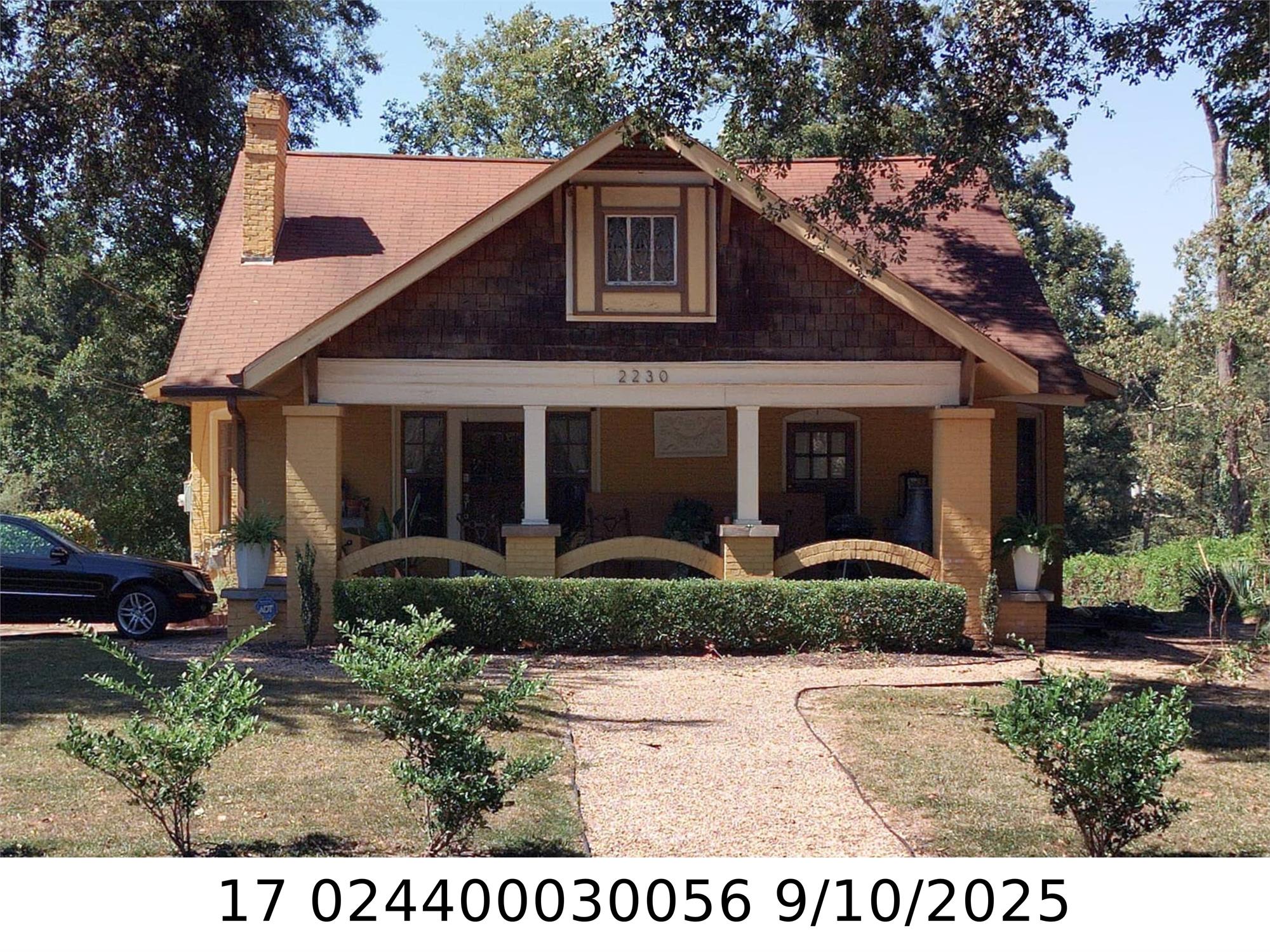 2230 Bolton Rd Nw, Atlanta, GA 30318-1214