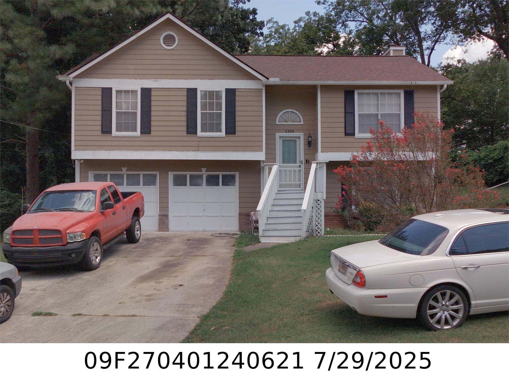 5370 Forest Downs Ln, Atlanta, GA 30349-2476