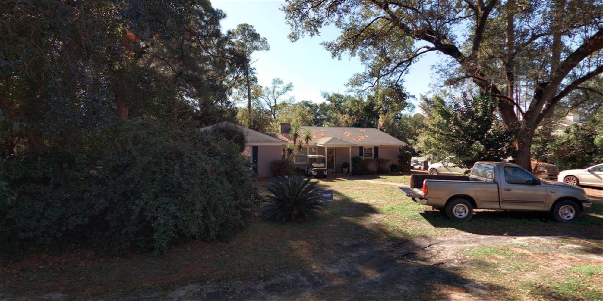 38 Diana Dr, Savannah, GA 31406-7510