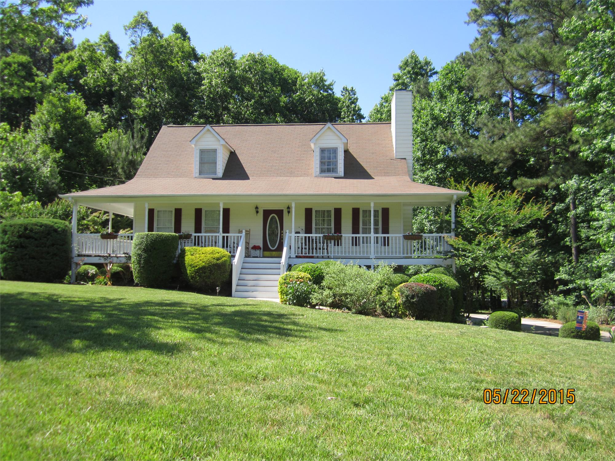 20 New Hope Dr, Dallas, GA 30132-8156