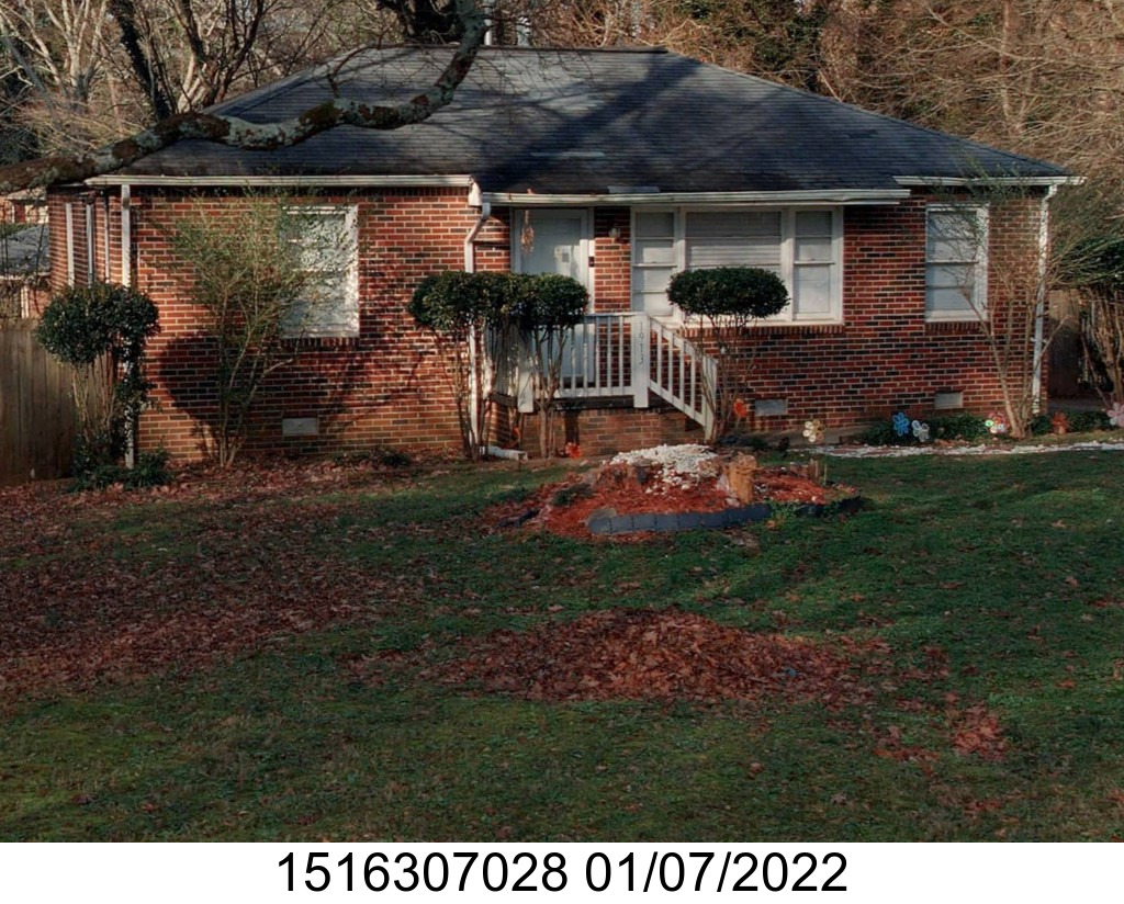1913 Selwyn Dr, Decatur, GA 30035-1959