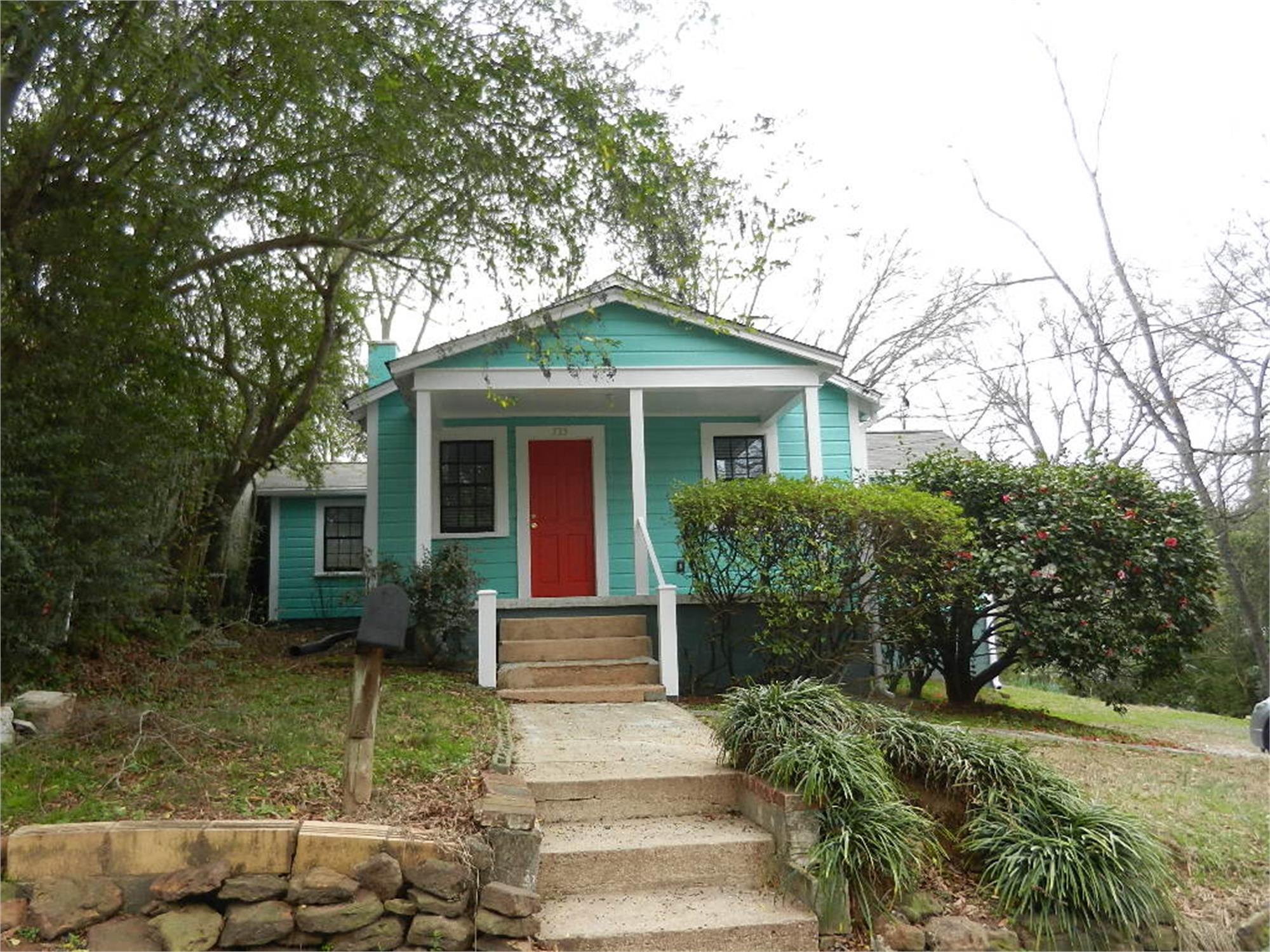 735 Nantahala Ave, Athens, GA 30601-1834