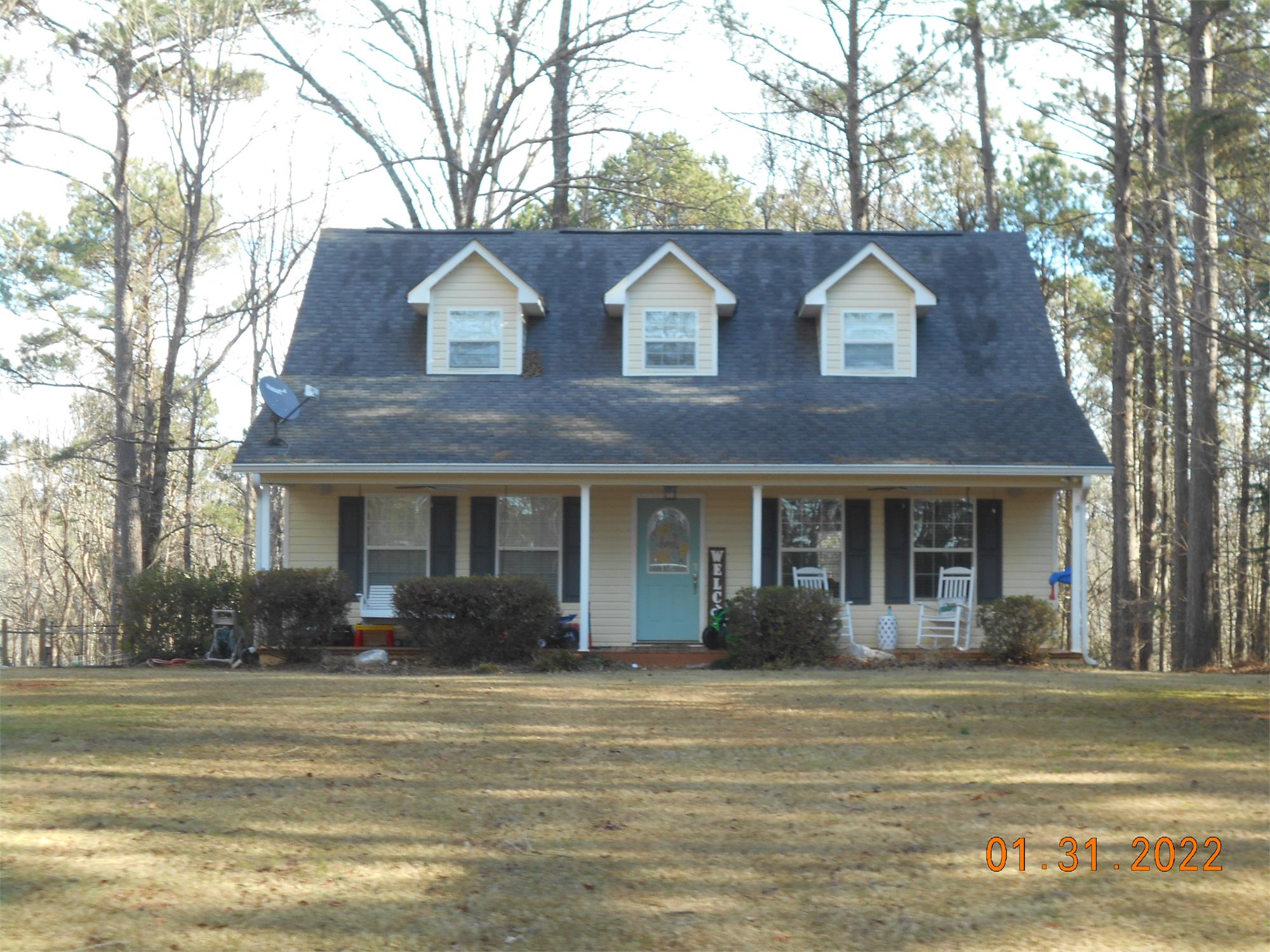 695 Turkey Point Dr, Lagrange, GA 30240-7846