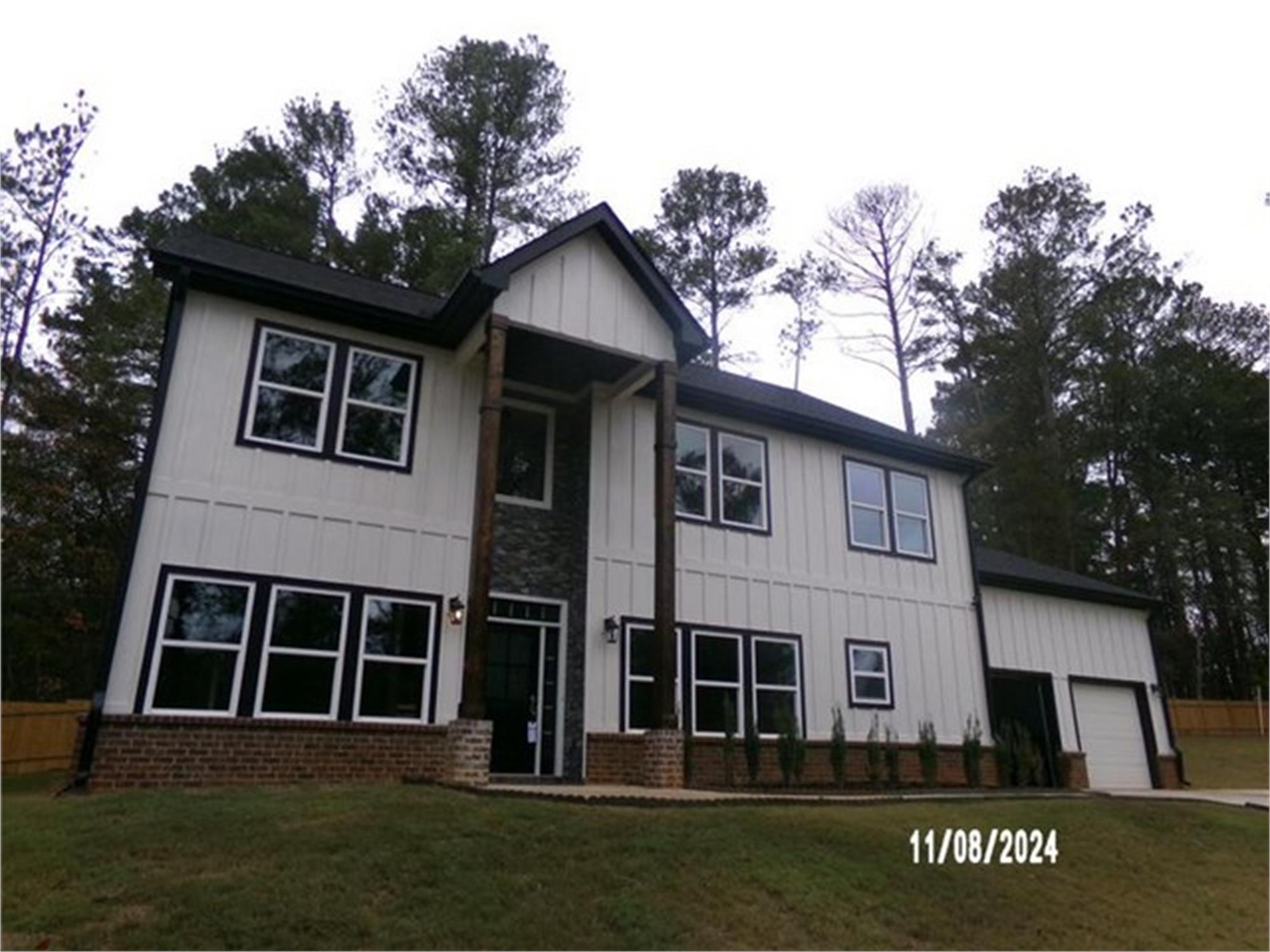 2921 Lee Rd, Snellville, GA 30039-5503