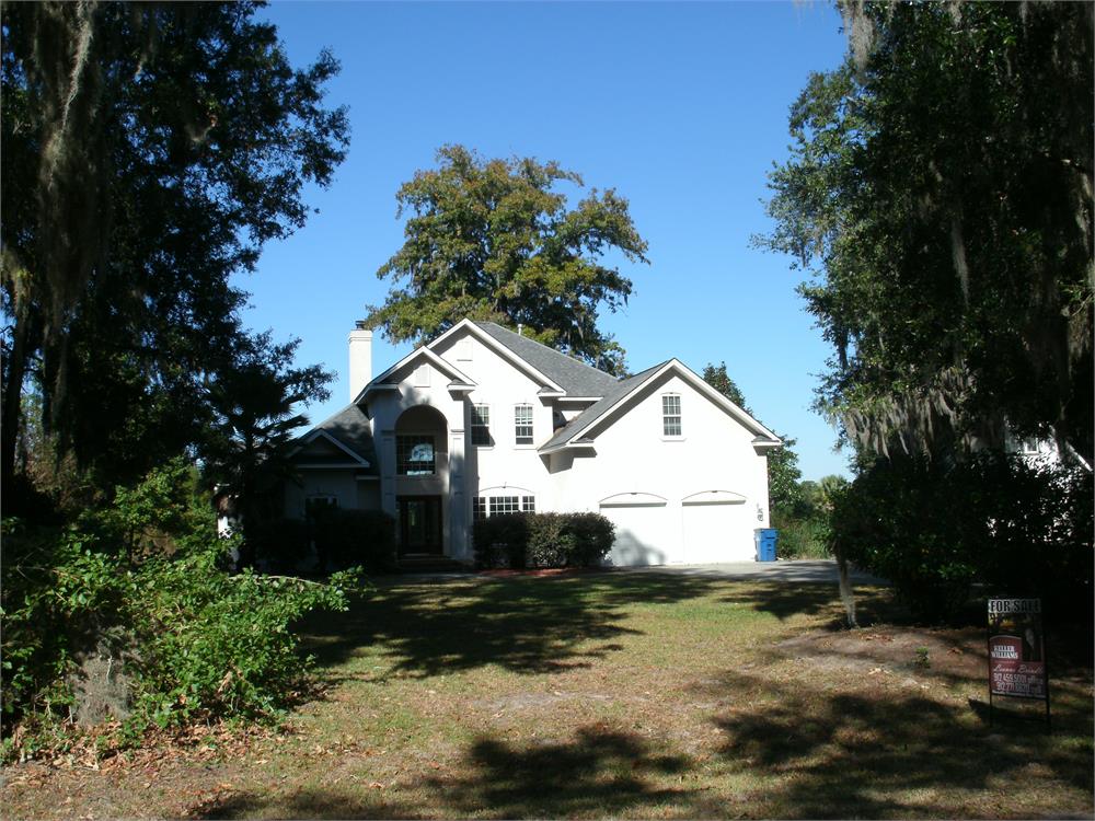 170 Sayle Ln, Richmond Hill, GA 31324-5565