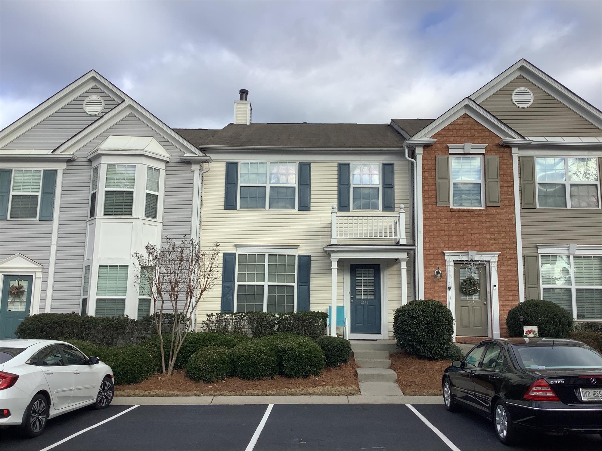 1041 Prestwyck Ct, Alpharetta, GA 30004-0542