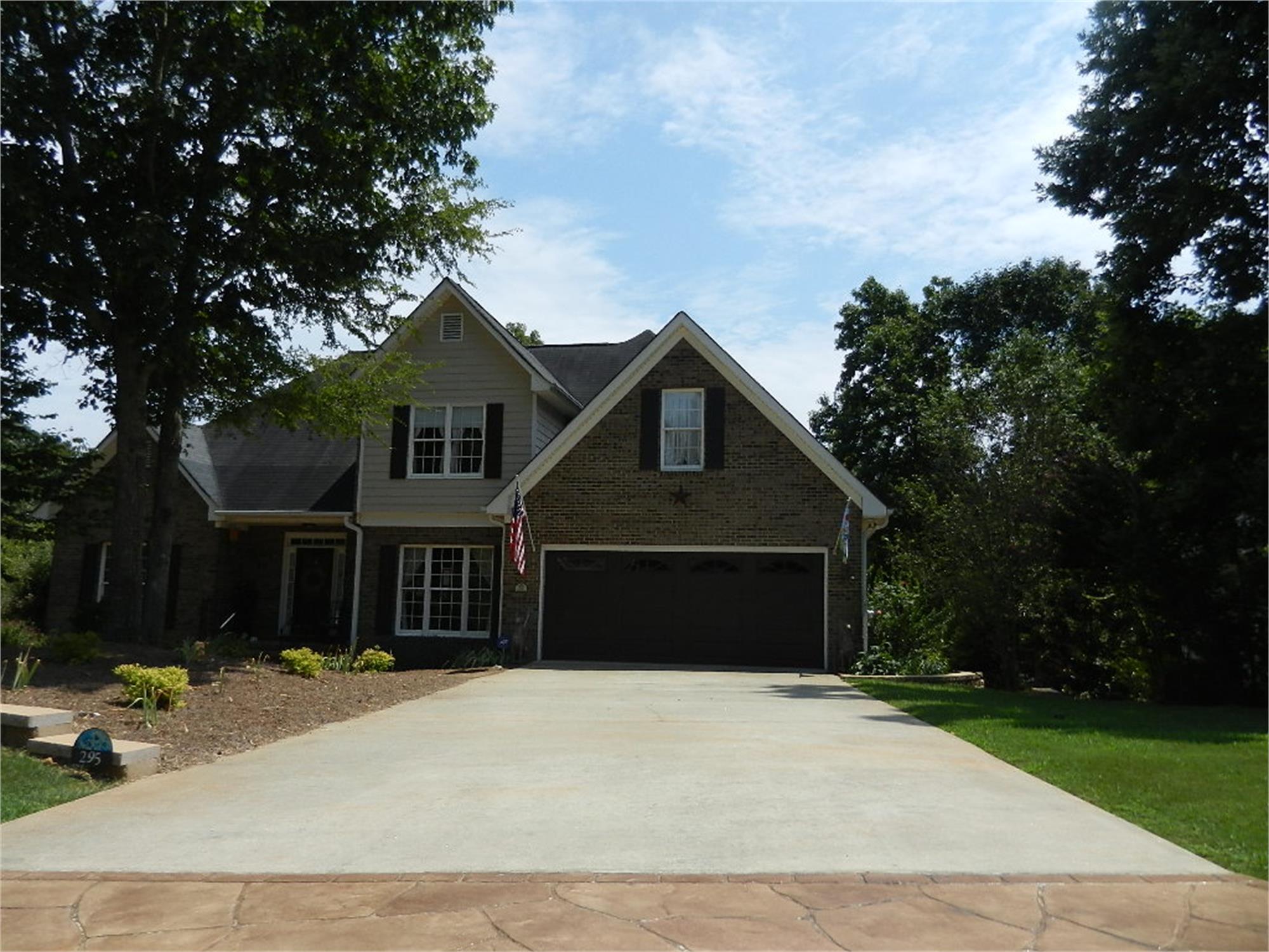 295 Lakeland Dr, Athens, GA 30607-2093