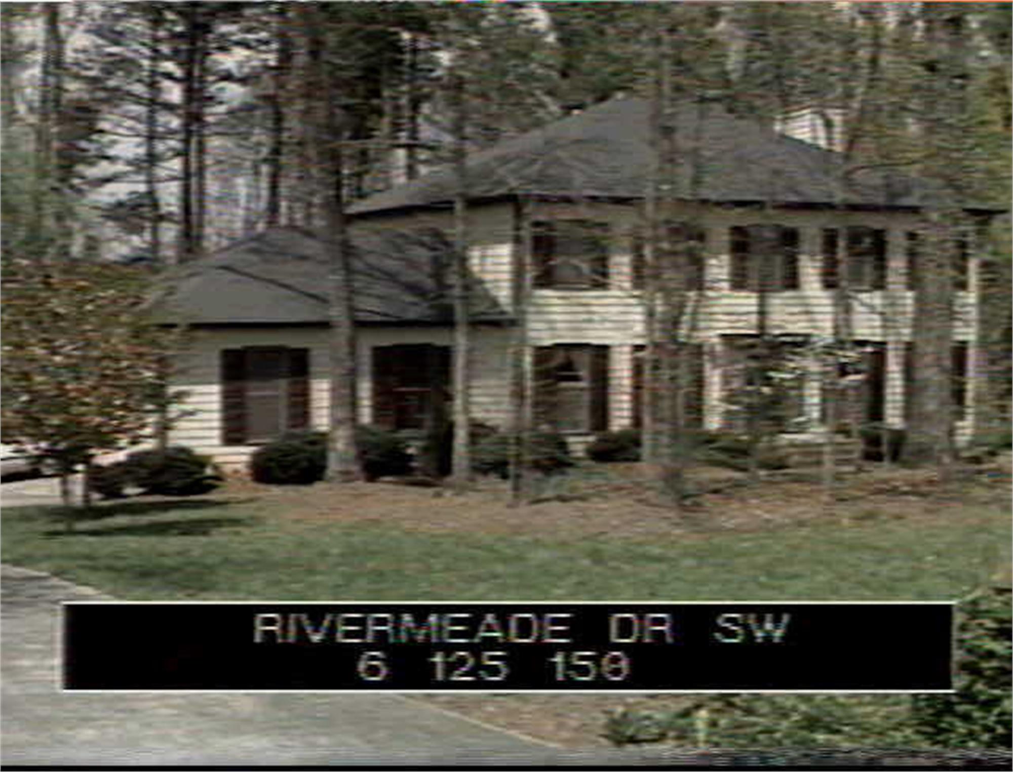4053 Rivermeade Dr Sw, Lilburn, GA 30047-2940