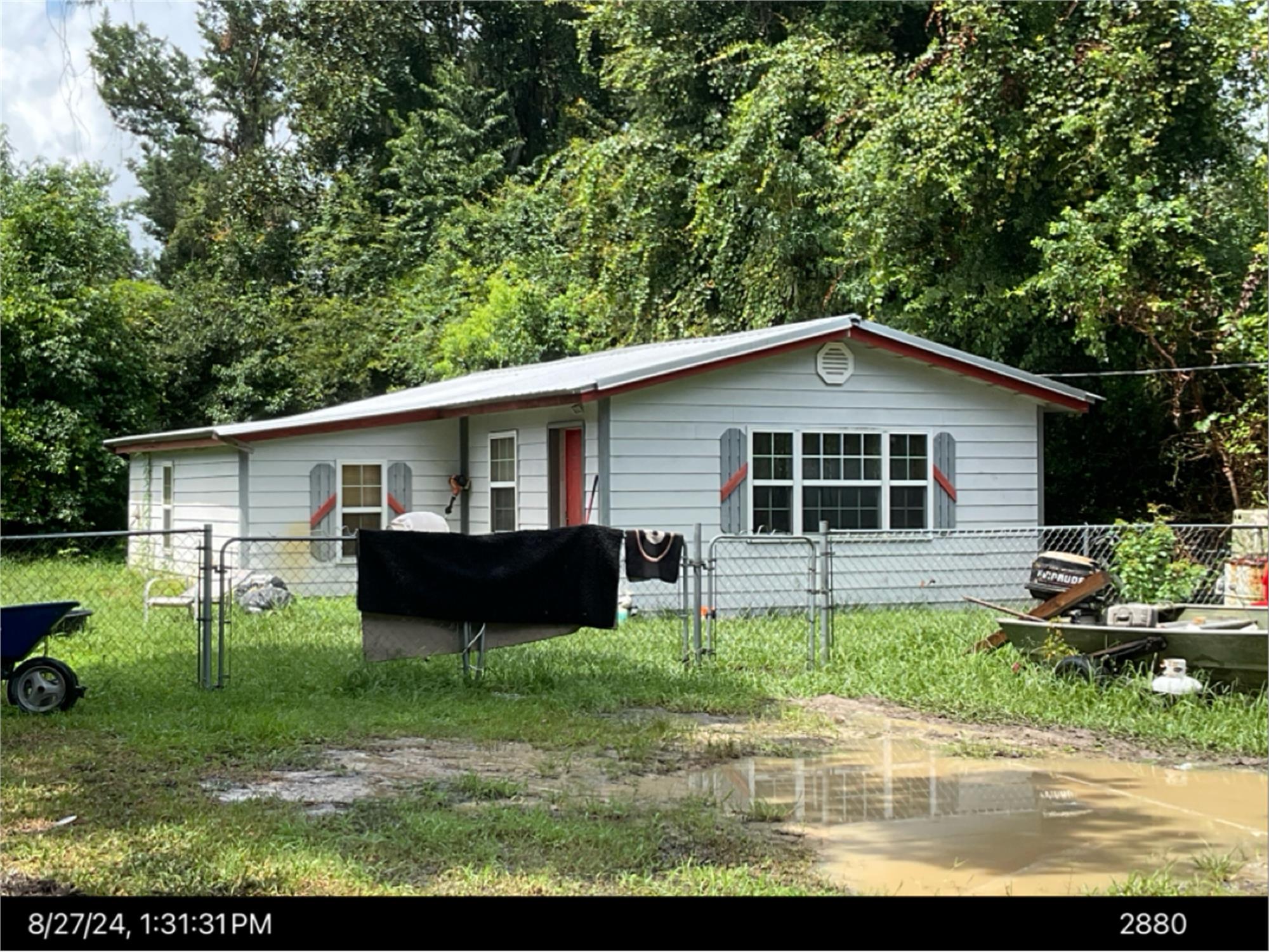 78 Trout St, Woodbine, GA 31569-4143