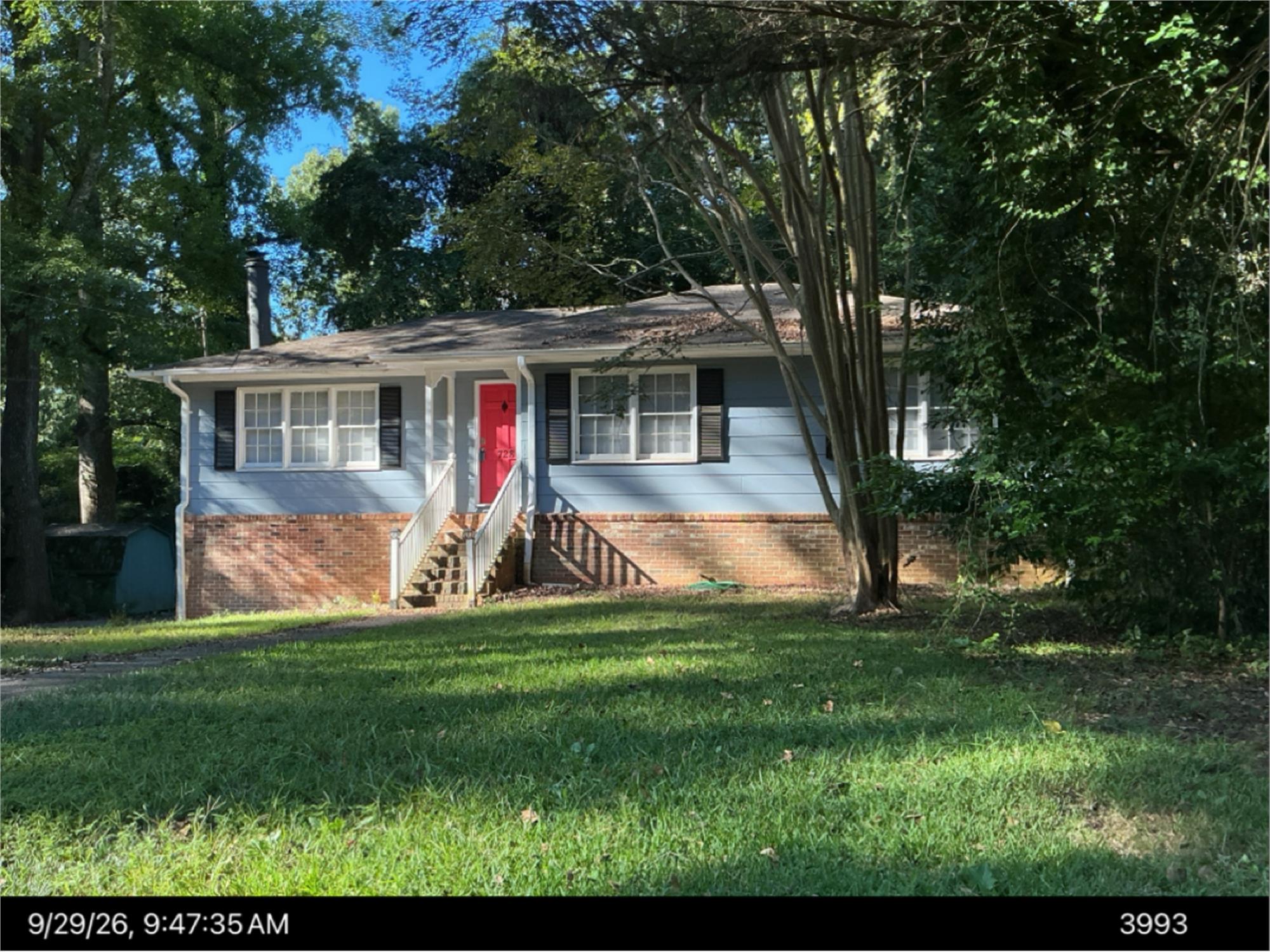 728 Springer Dr, Griffin, GA 30224-4922