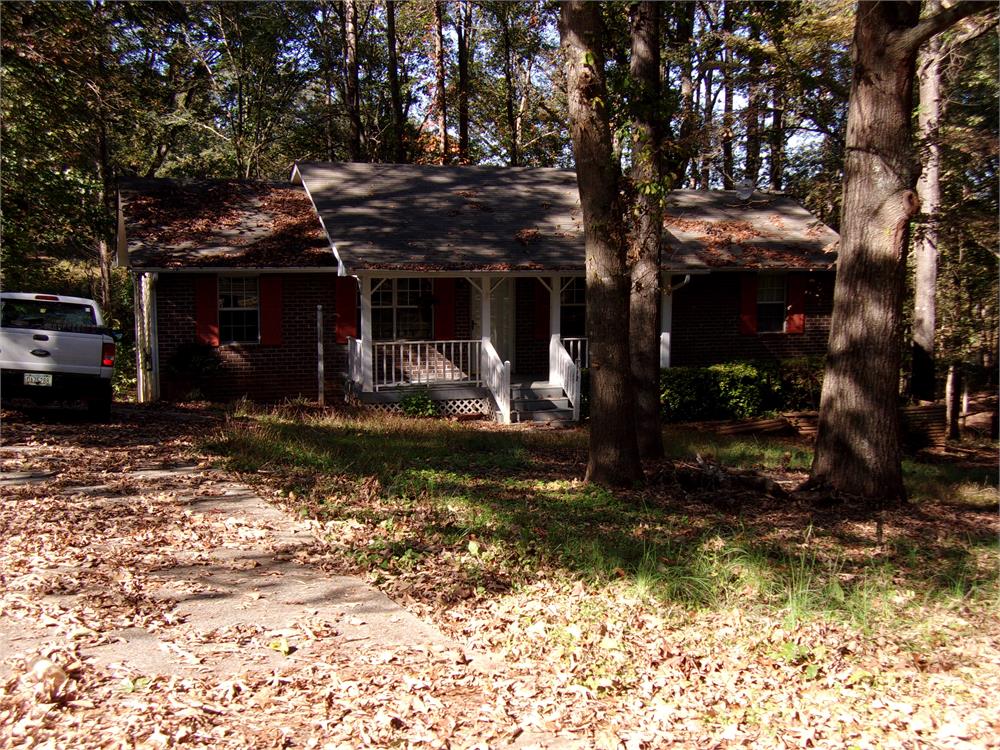 916 Dogwood Trl, Winder, GA 30680-3005