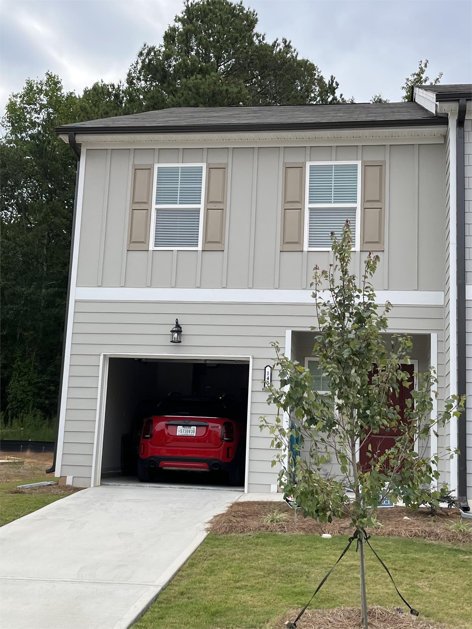 140 Jaxton St, Hoschton, GA 30548-2342