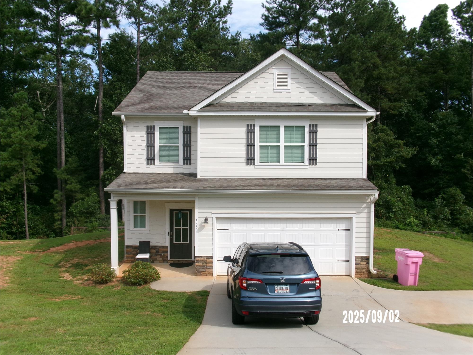 355 Woodpecker Point, Danielsville, GA 30633-5235
