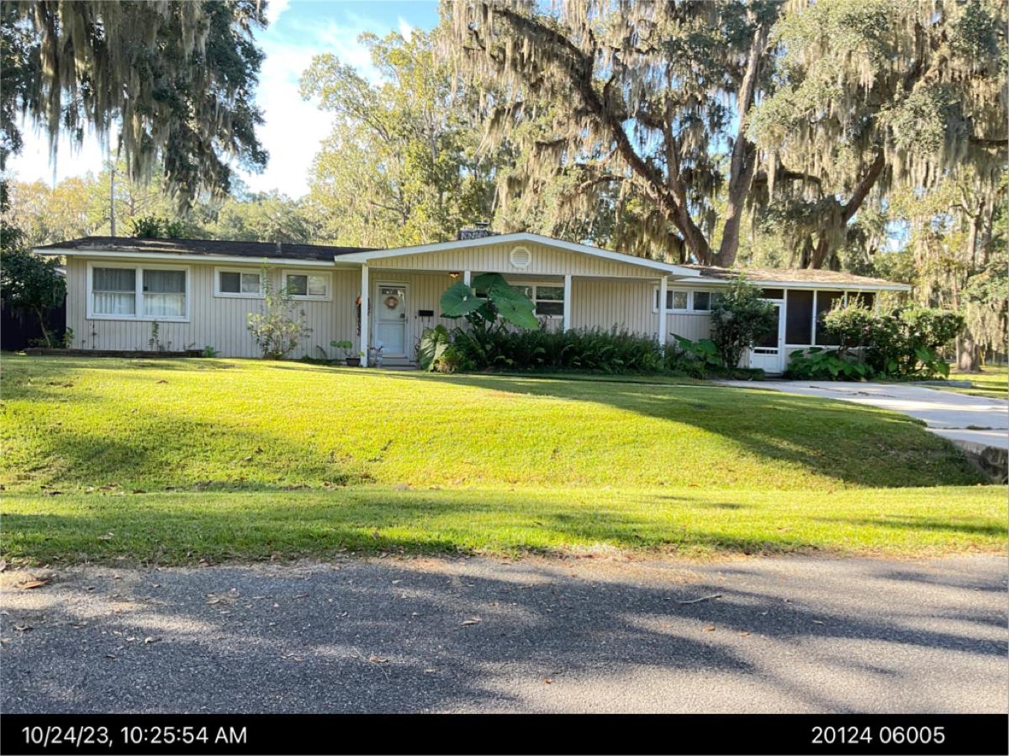 1513 Spalding Rd, Savannah, GA 31406-2109