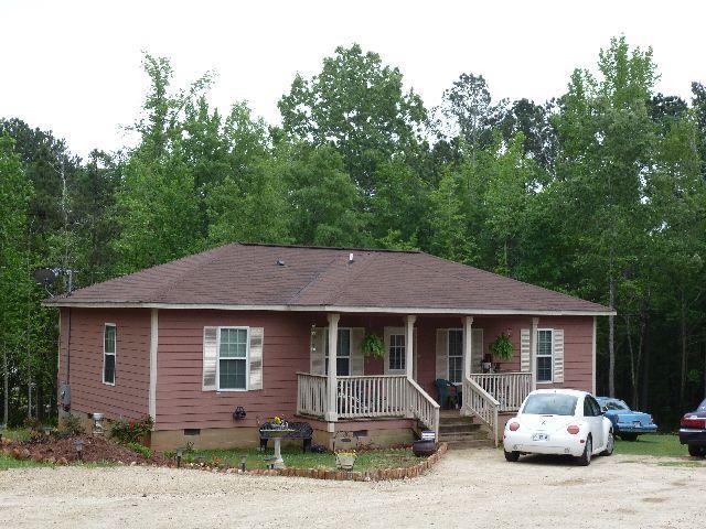 62 Johnson St, Talbotton, GA 31827-2800