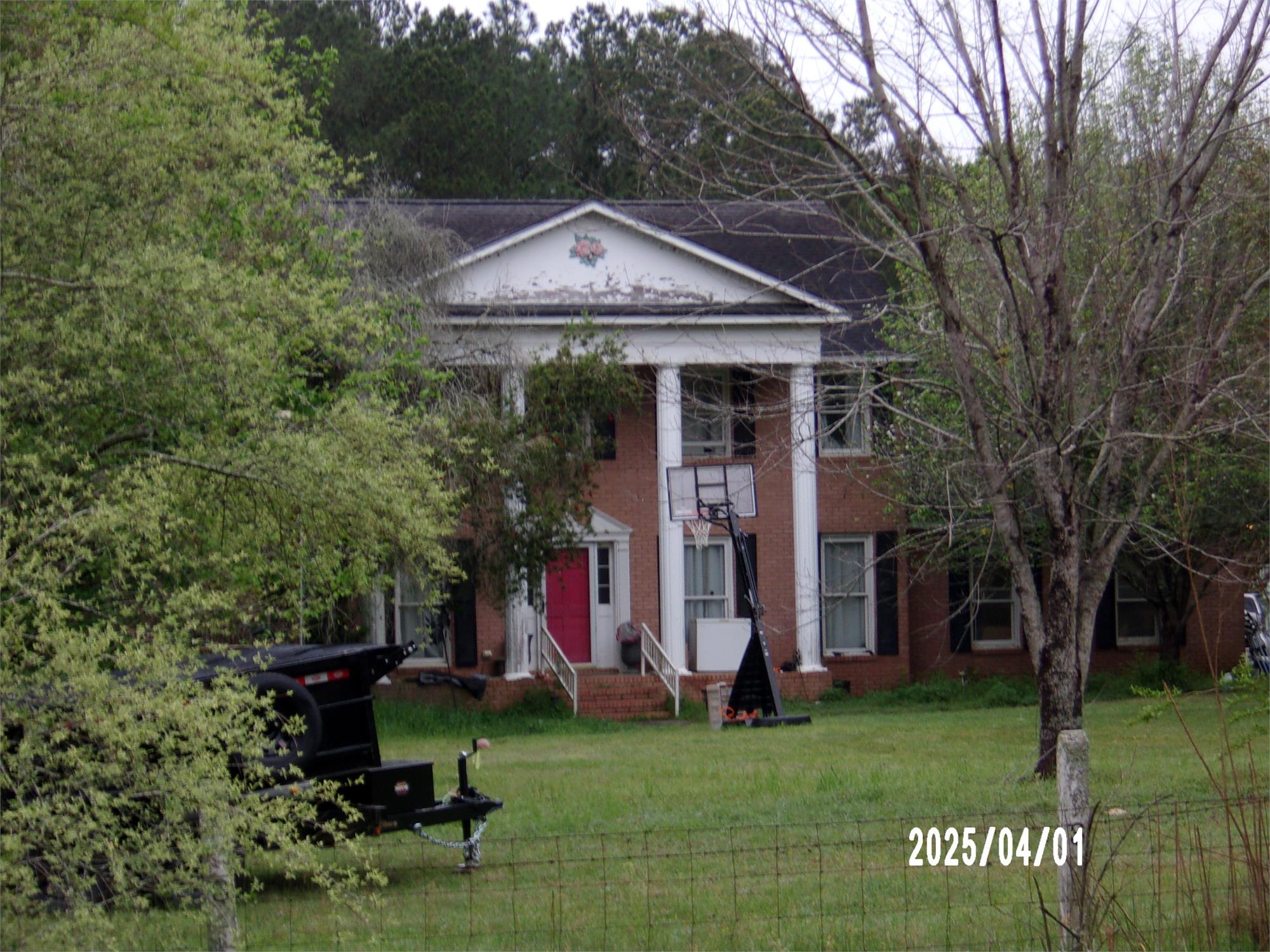 3189 Stewart Rd, Ochlocknee, GA 31773-1315