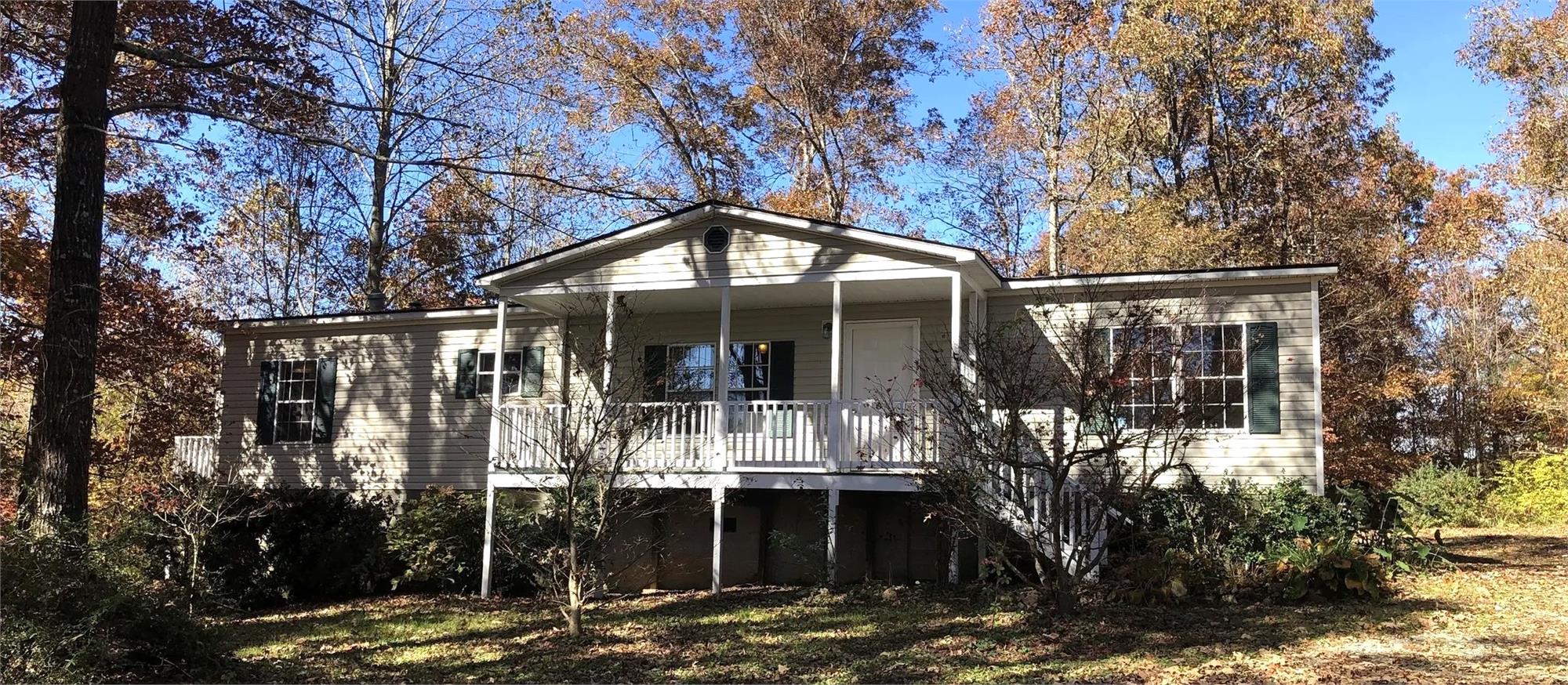 375 Alleys Chapel Rd, Clarkesville, GA 30523-2938