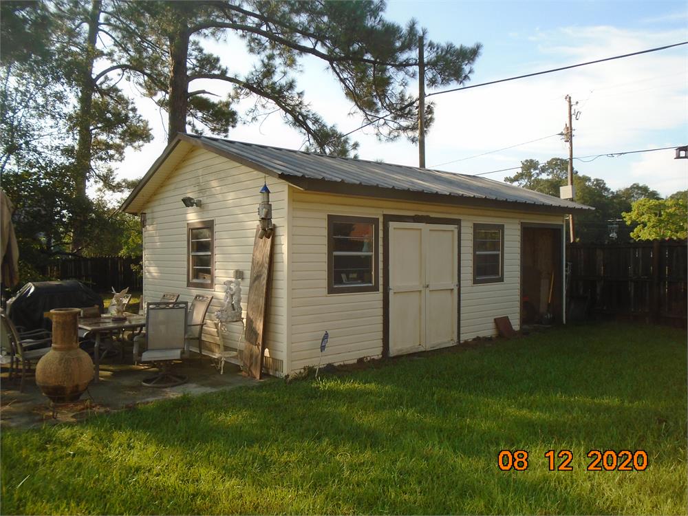 106 Middlebrooks St, Norman Park, GA 31771-5348