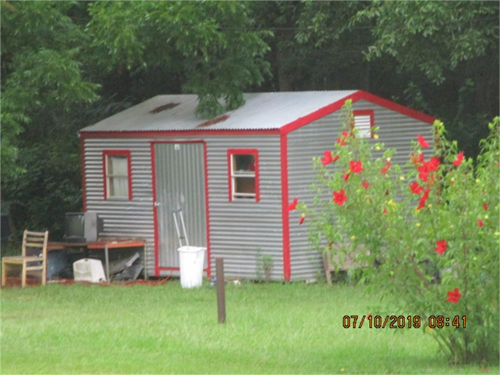 20 Cherry Dr, Alamo, GA 30411-4554