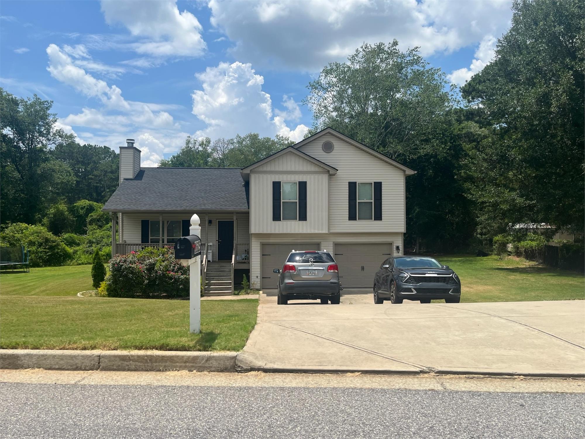1605 Deer Creek Ln, Monroe, GA 30655-6274