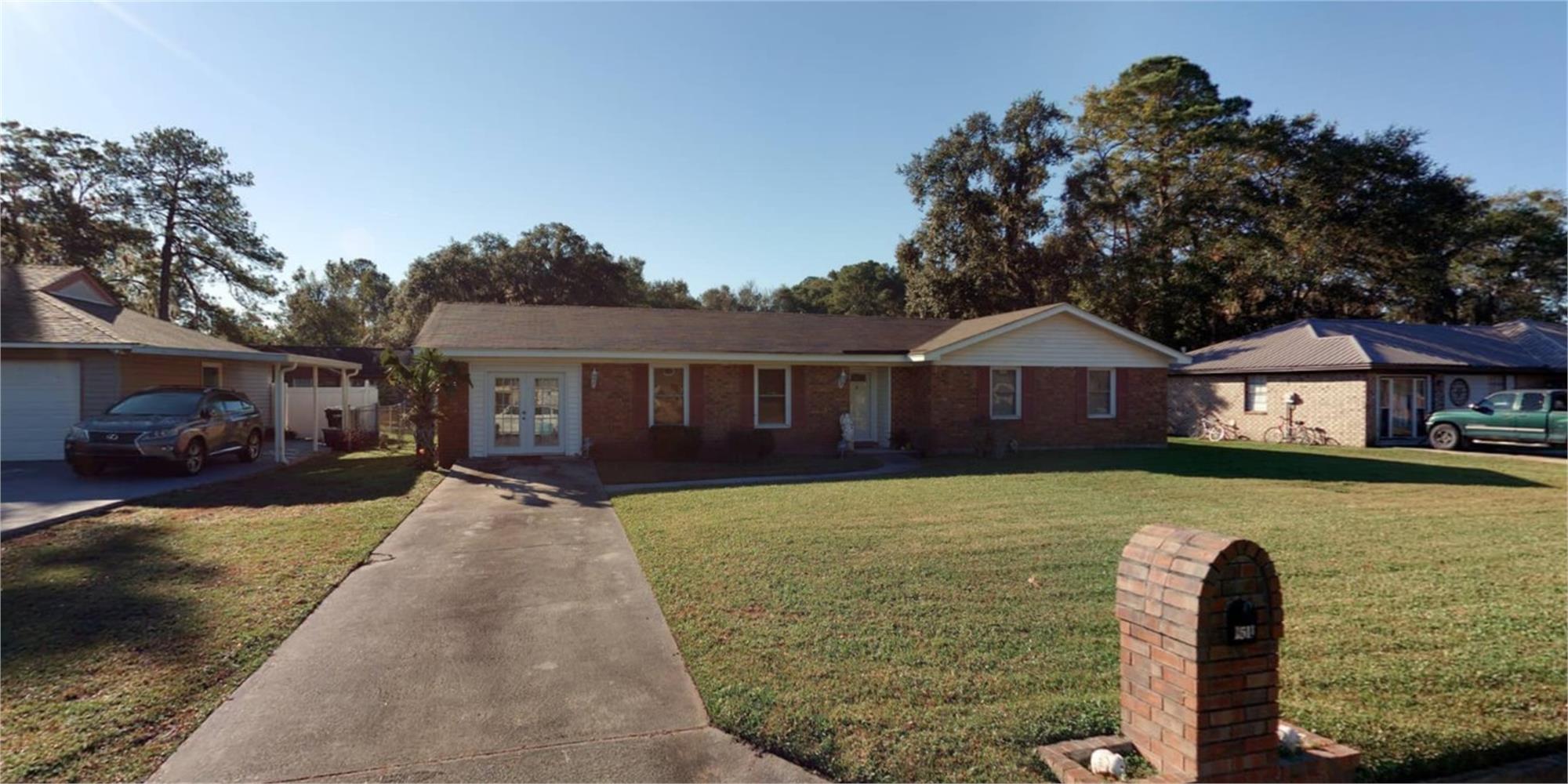 2513 Little John Ct, Savannah, GA 31406-4124