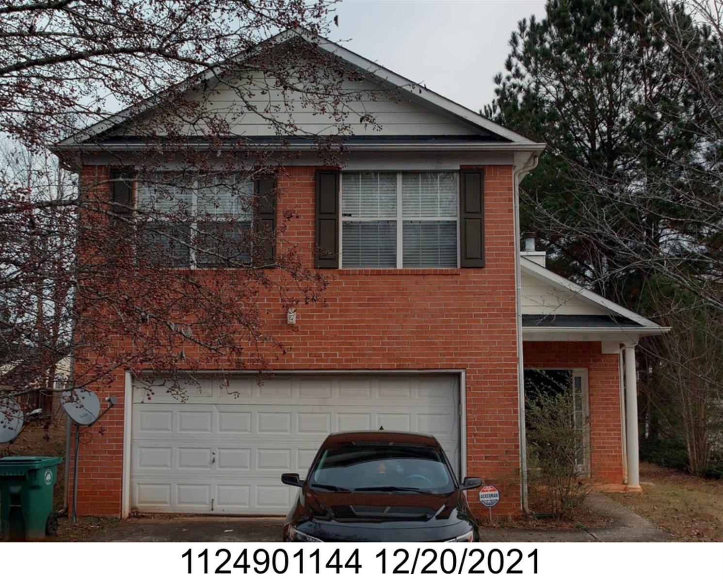 4262 Chestnut Lake Ave, Lithonia, GA 30038-4568