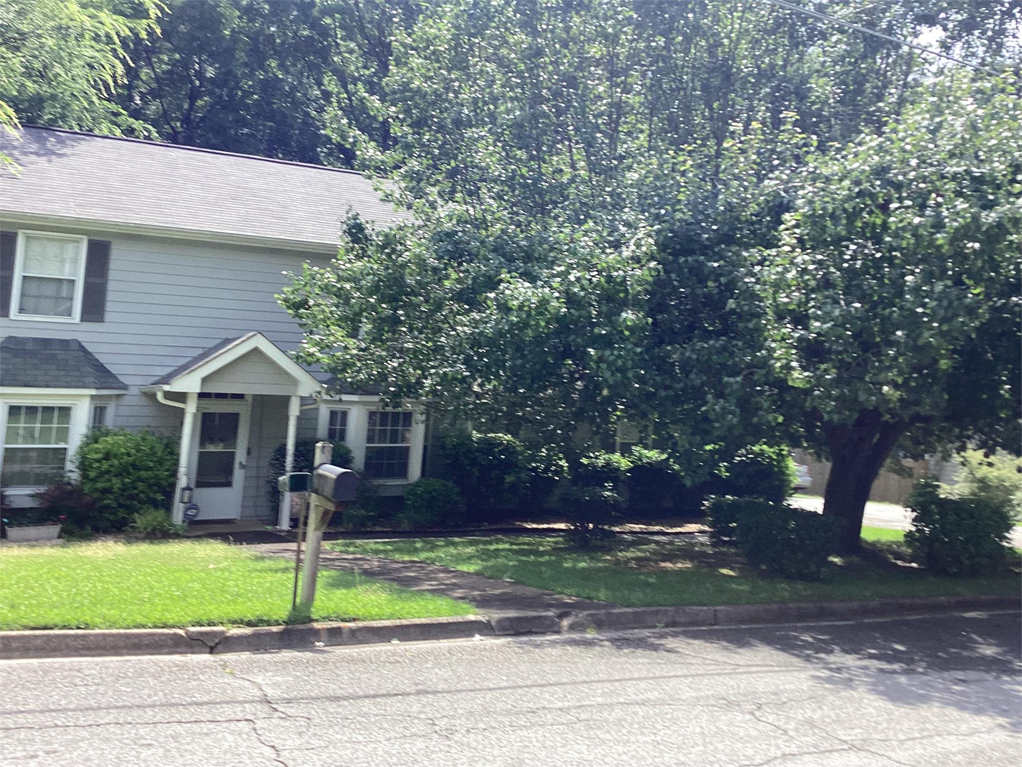 9116 Tara Dr, Covington, GA 30014-2087