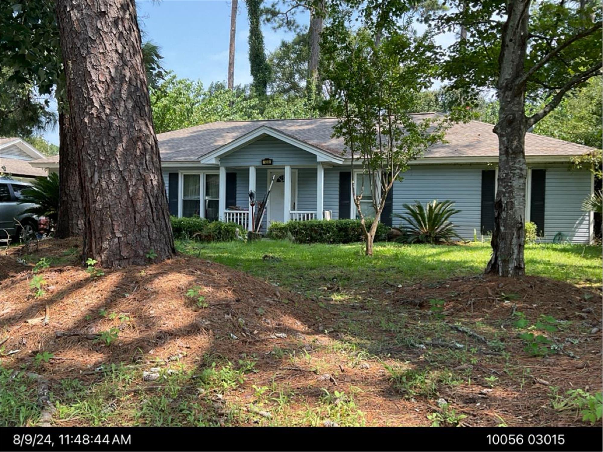 130 Blue Heron Dr, Savannah, GA 31410-2441