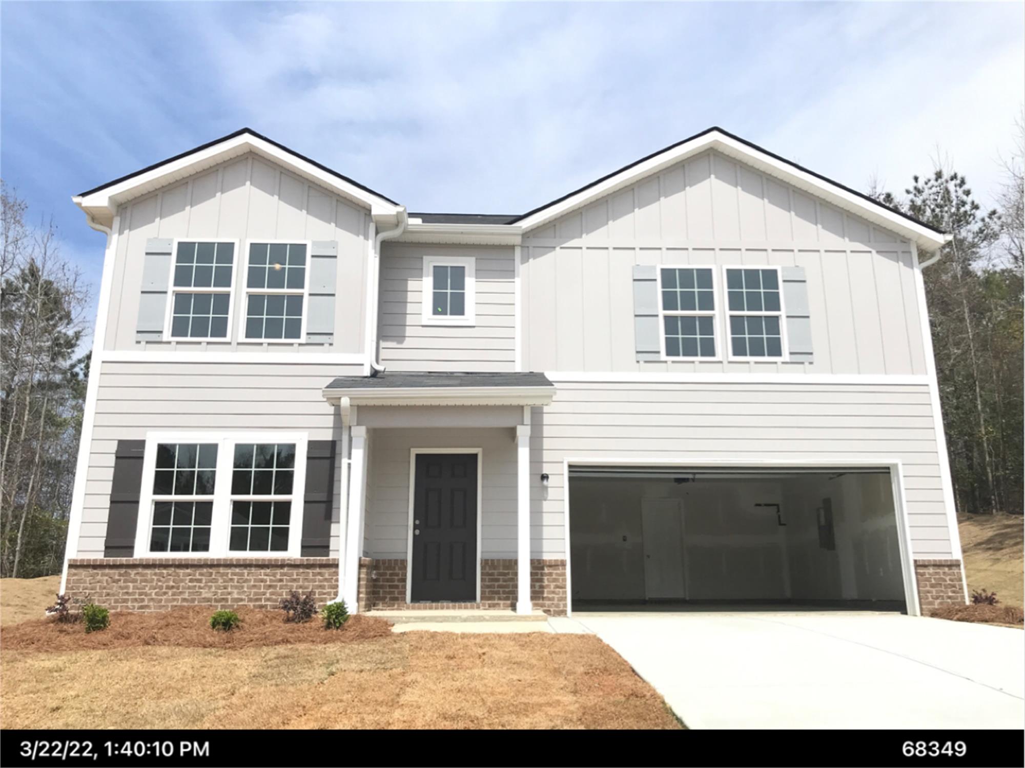 214 Dream Catcher Dr, Lizella, GA 31052-3445