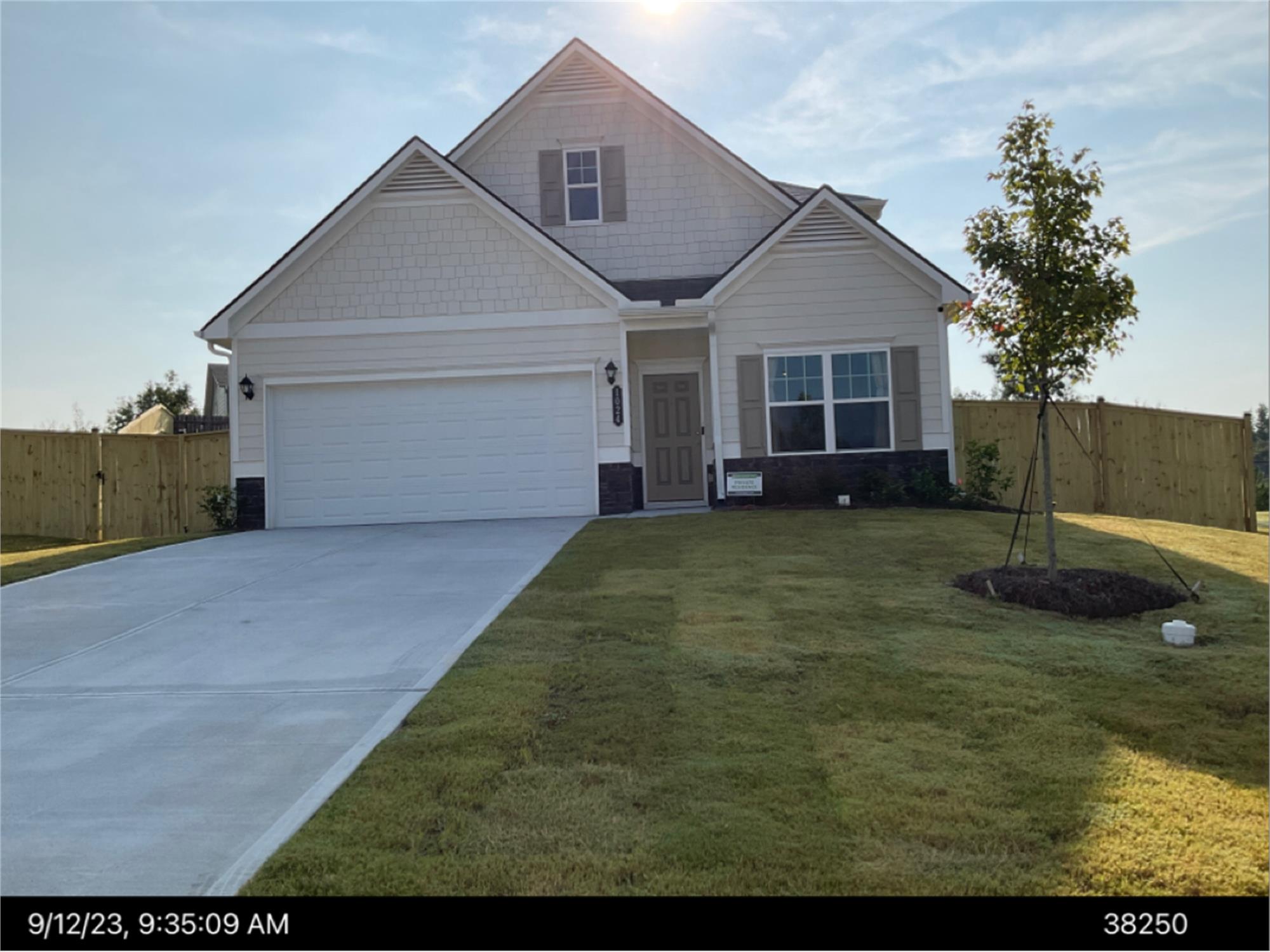 1024 Lyndhurst Ln, Bethlehem, GA 30620-2072