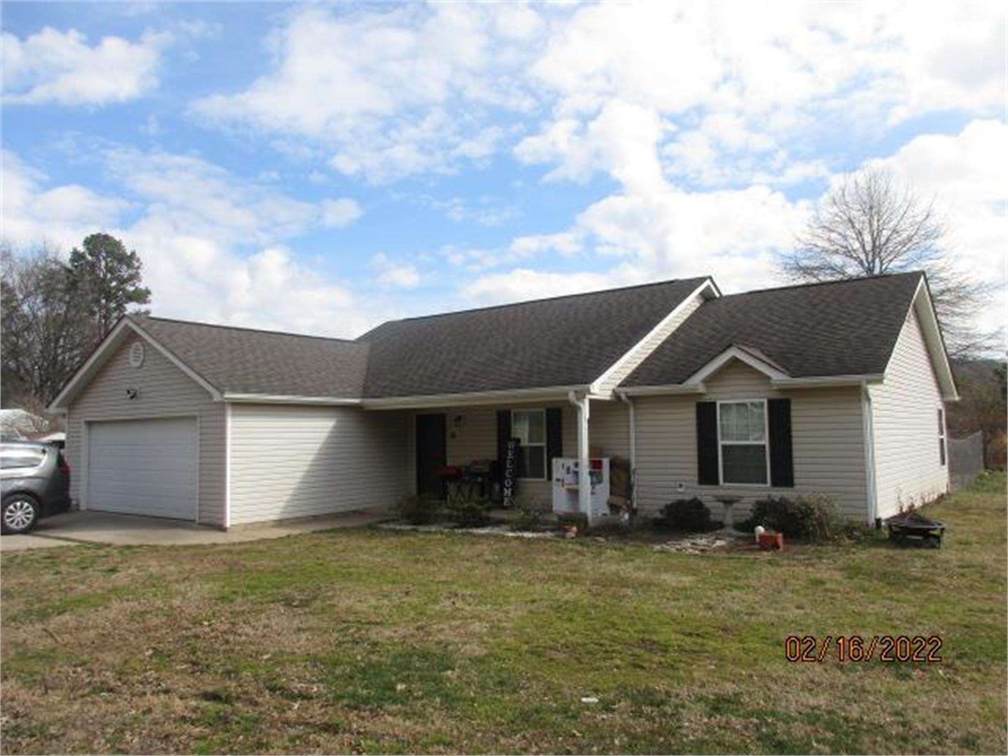 91 Jasper Ln, Ringgold, GA 30736-4053