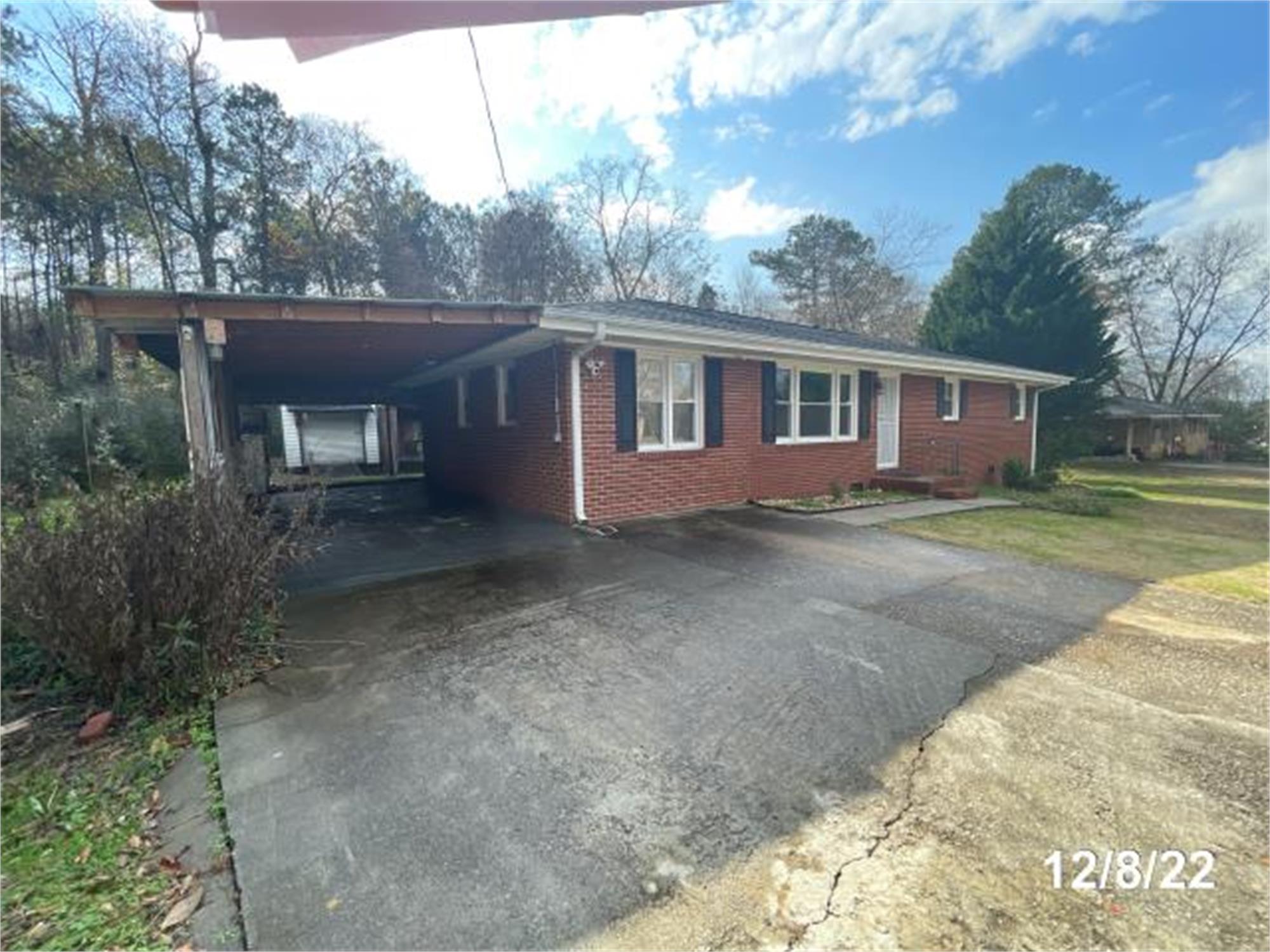 734 Meadowlark Dr, Villa Rica, GA 30180-2304
