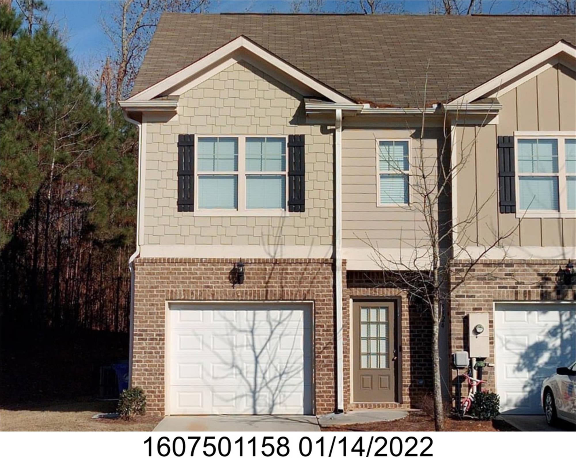 5924 Cassie Dr, Lithonia, GA 30038-2557