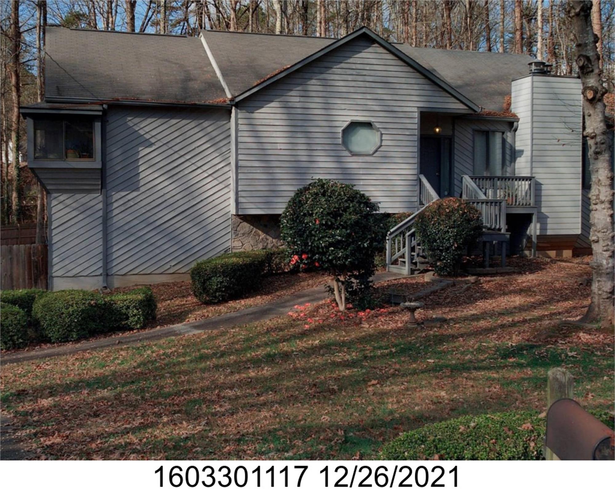 829 Post Road Way, Stone Mountain, GA 30088-2281