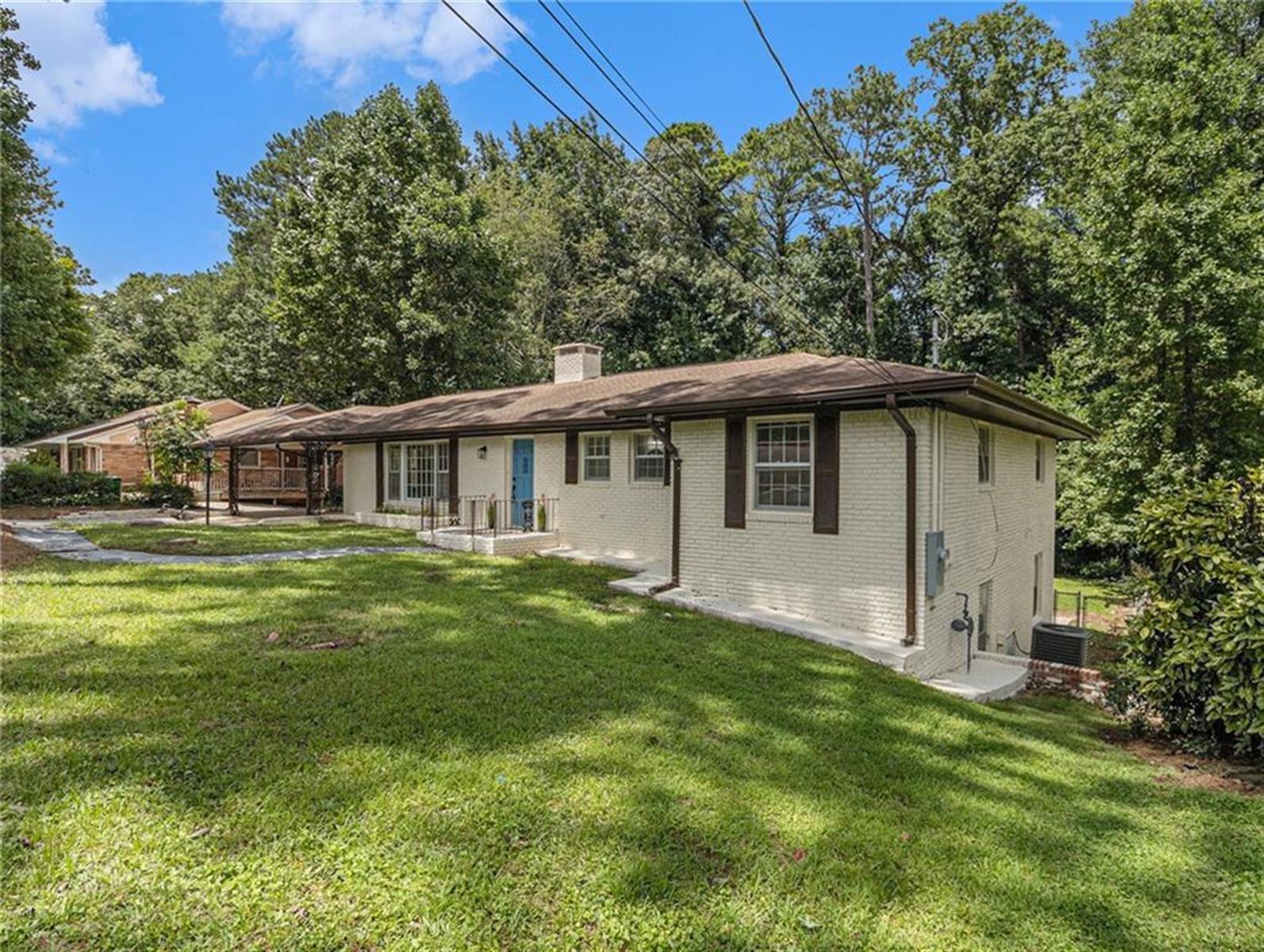 546 Milligan Dr, Stone Mountain, GA 30083-4035