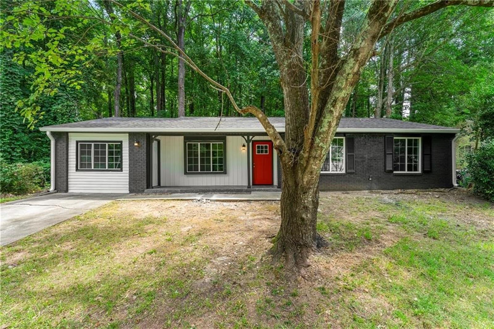 1428 Muirfield Dr, Stone Mountain, GA 30088-3214