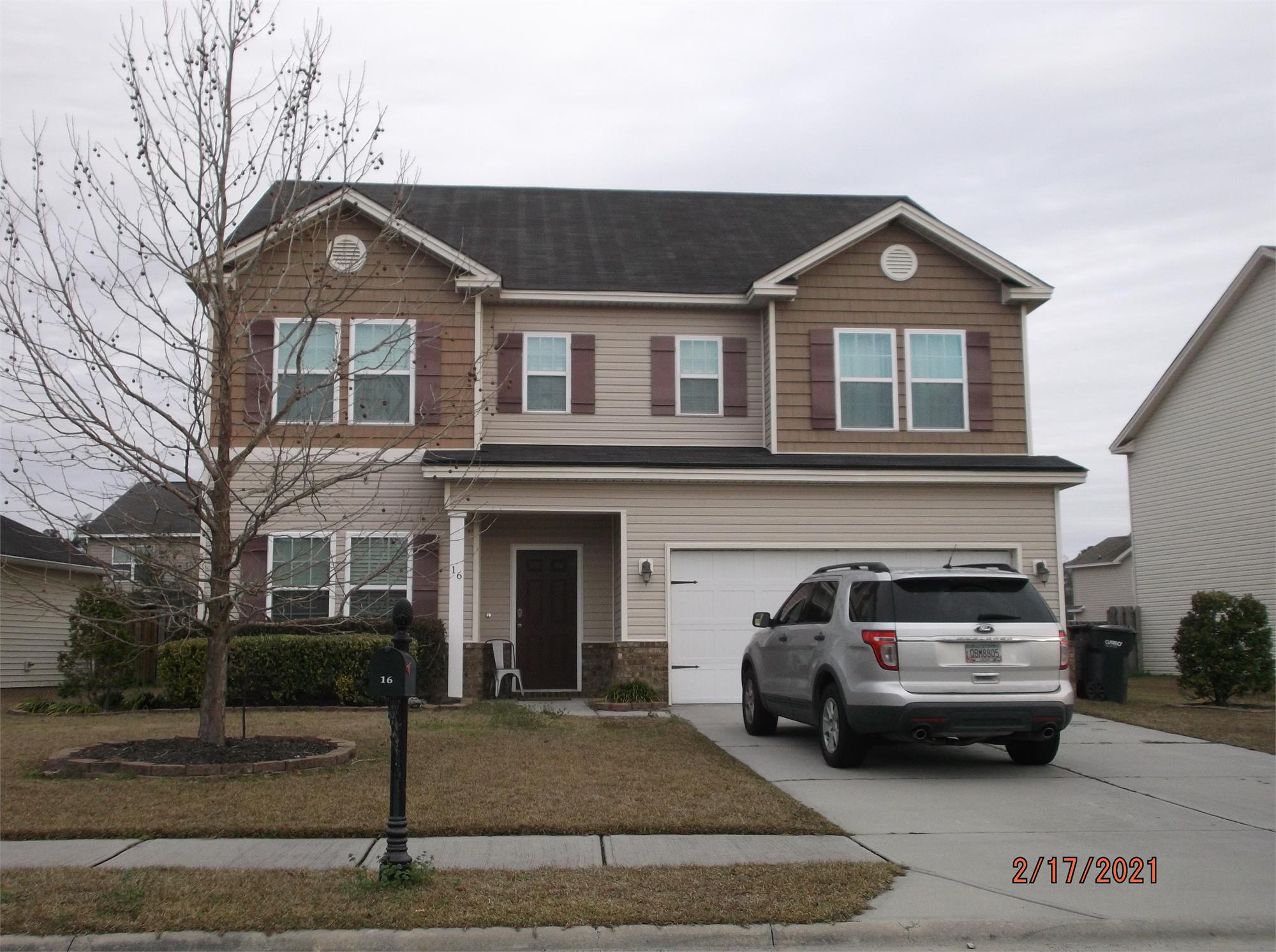 16 Castle Hill Rd, Savannah, GA 31419-6603