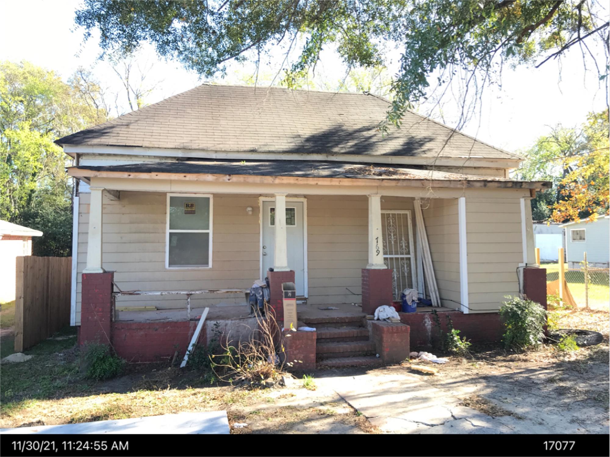 769 Bowman St, Macon, GA 31217-4103