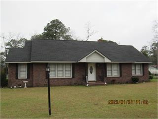 315 Residence St Sw, Pelham, GA 31779-1539