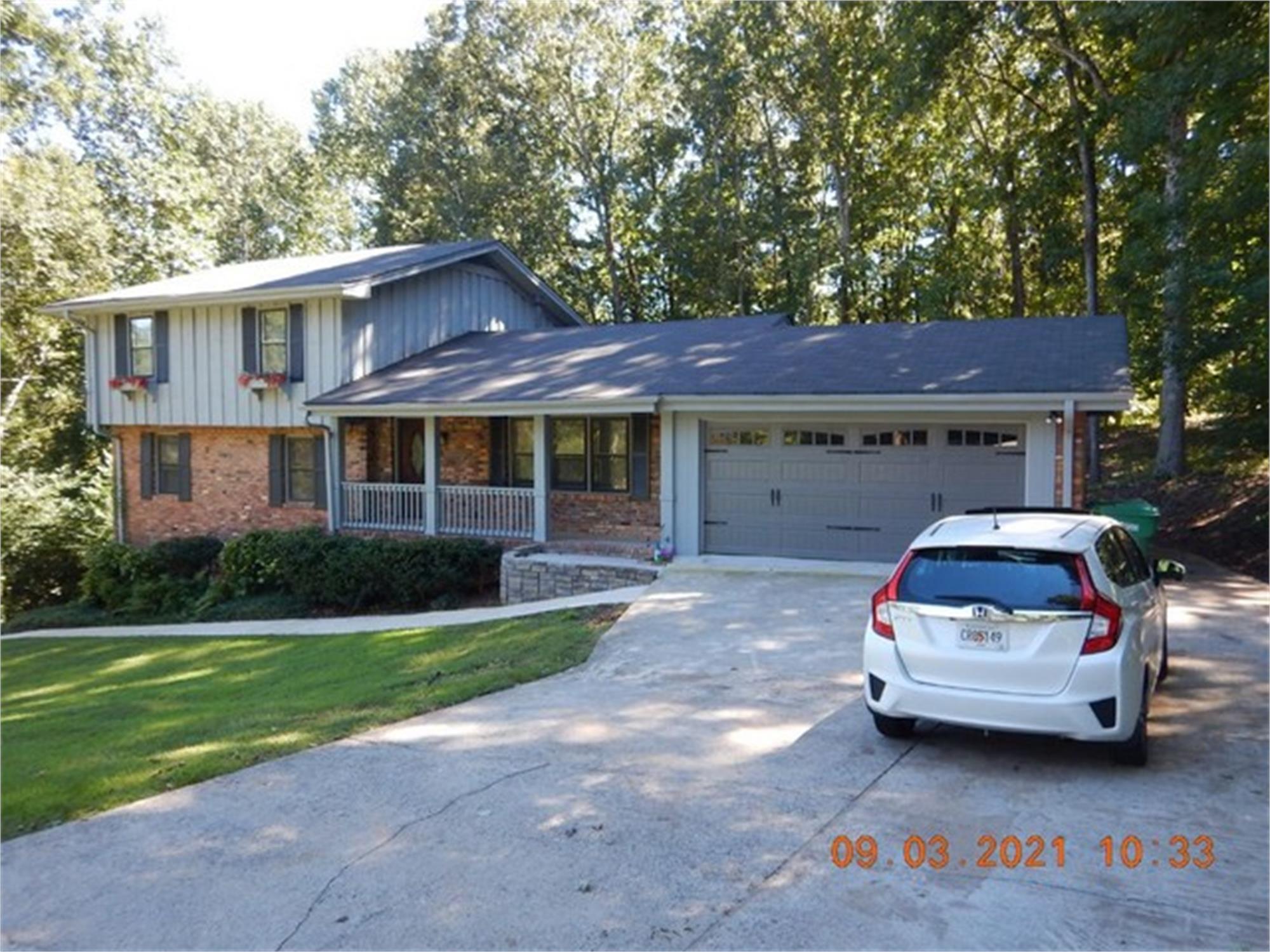 Photo 3